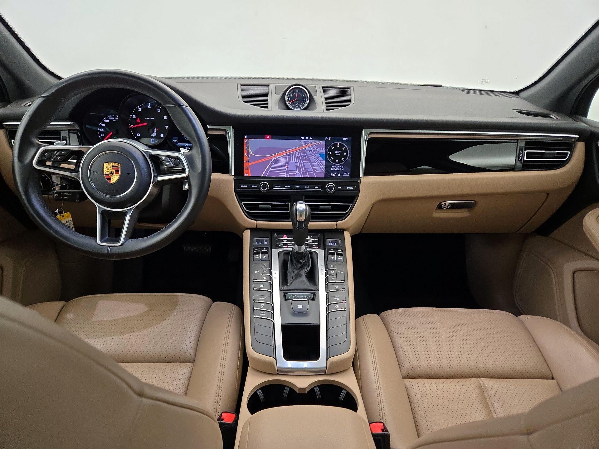 Thumbnail: 2020 Porsche Macan - 9