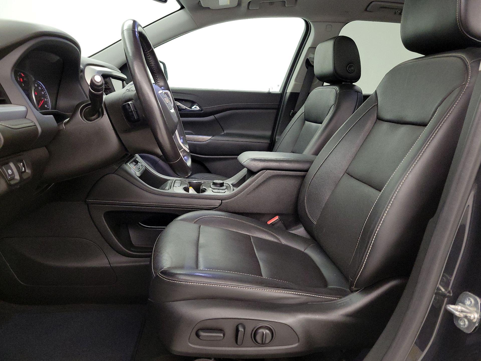 Thumbnail: 2020 GMC Acadia - 11