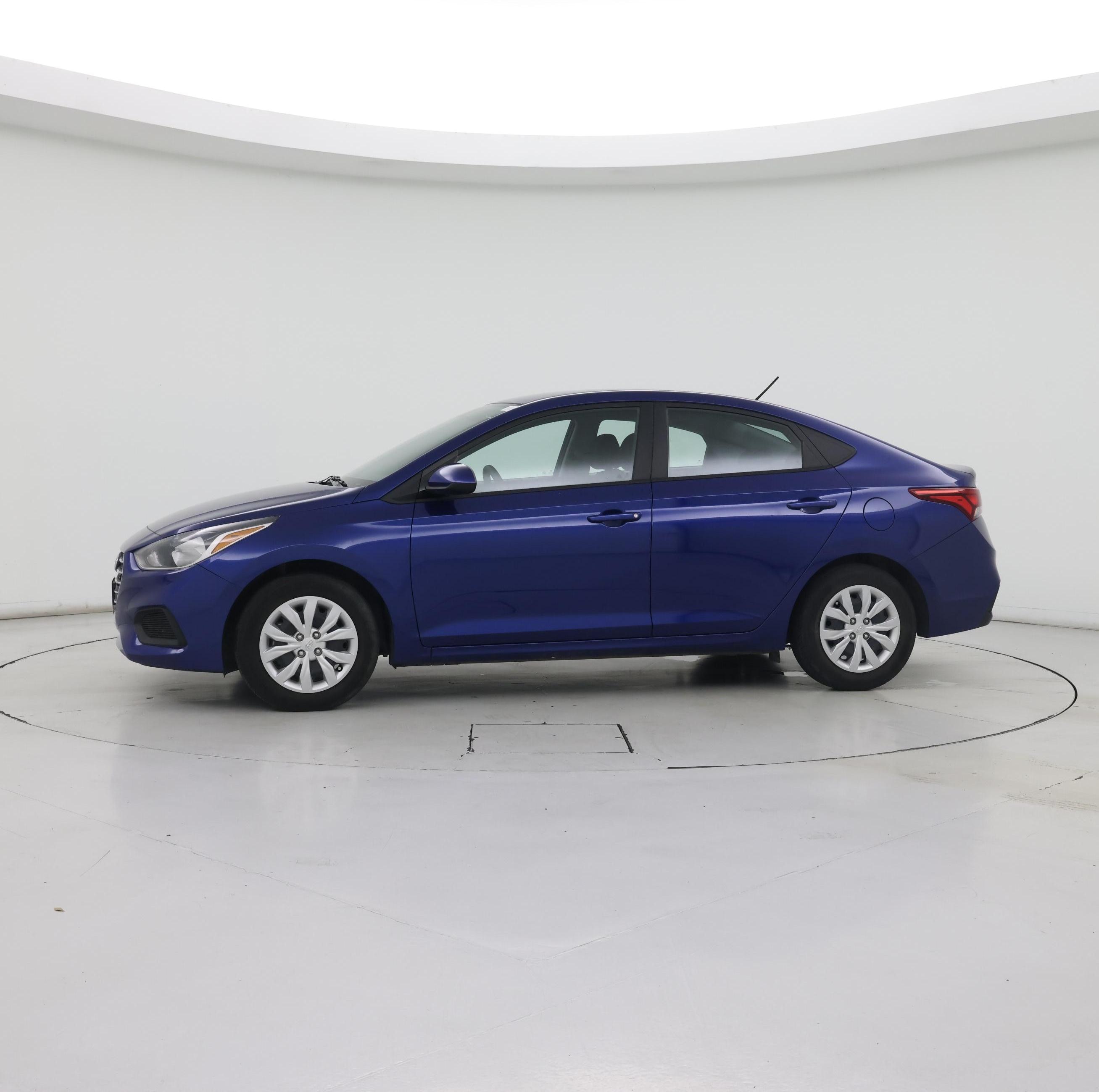 Thumbnail: 2022 Hyundai Accent - 3