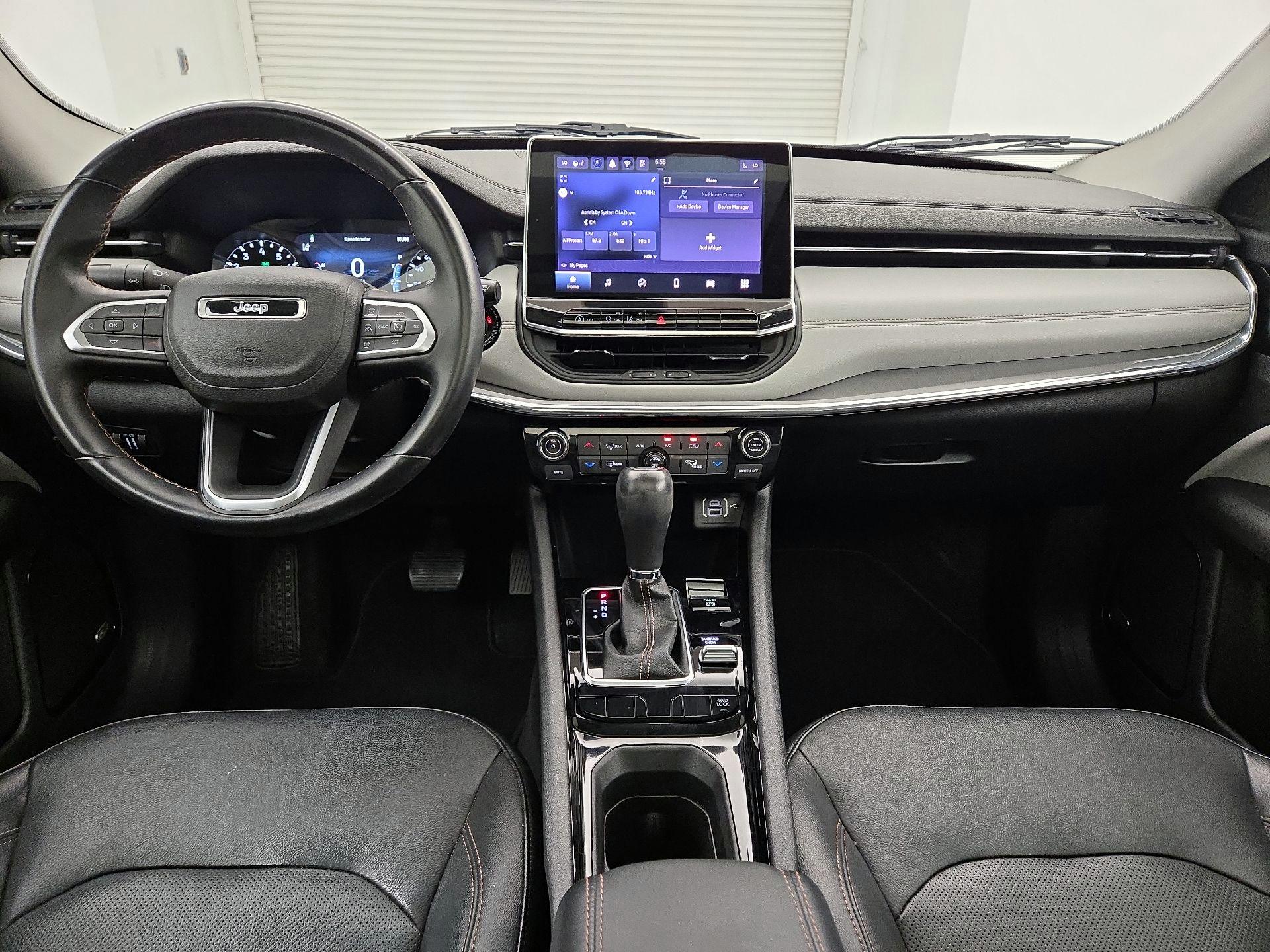 Thumbnail: 2022 Jeep Compass - 9