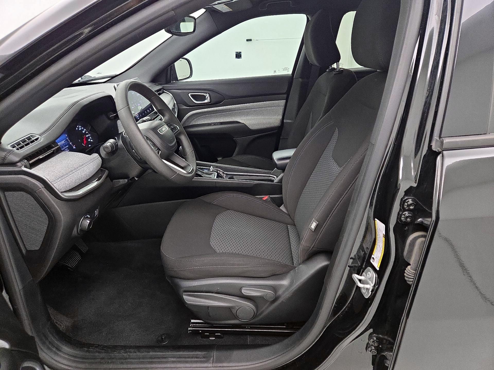 Thumbnail: 2023 Jeep Compass - 11