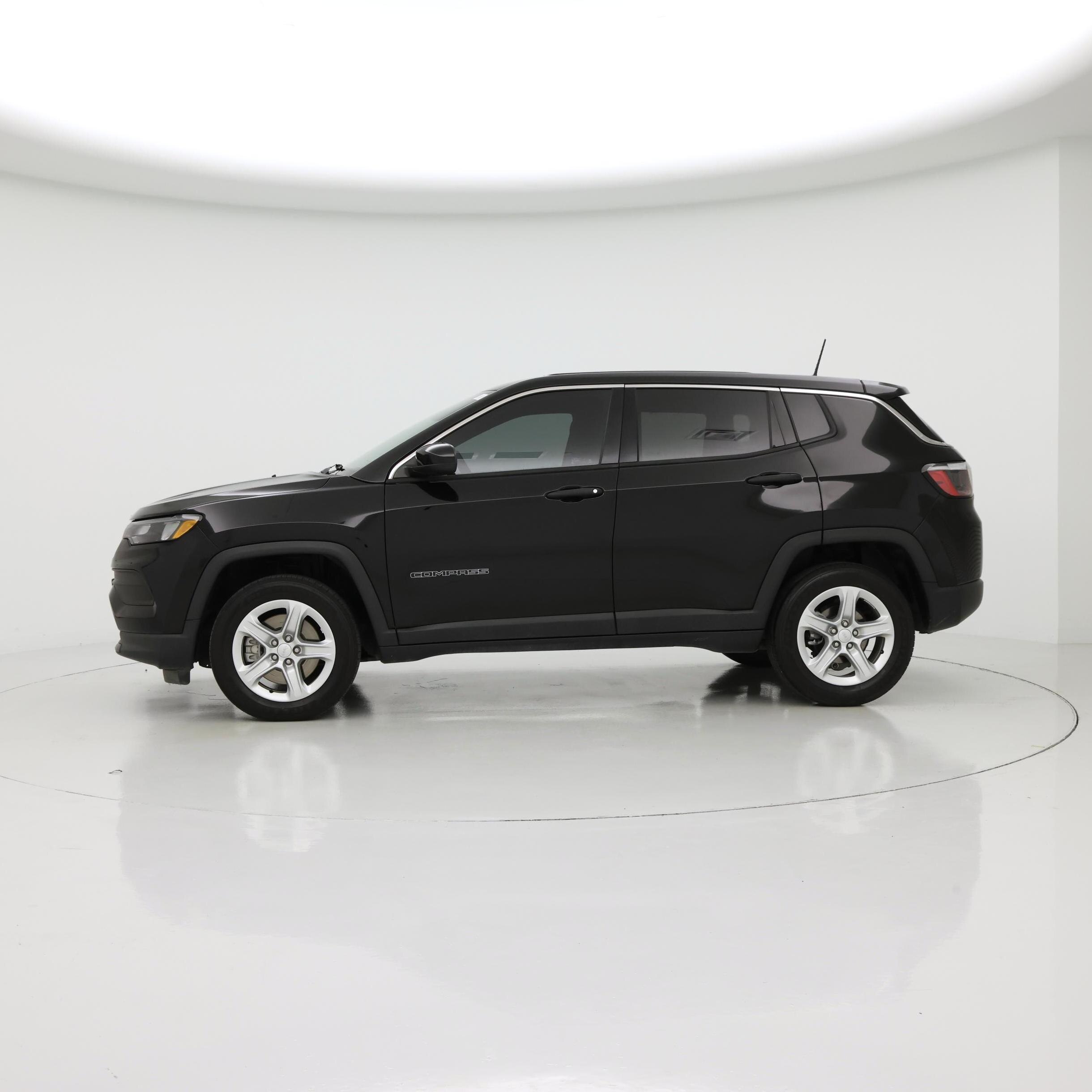 Thumbnail: 2023 Jeep Compass - 3