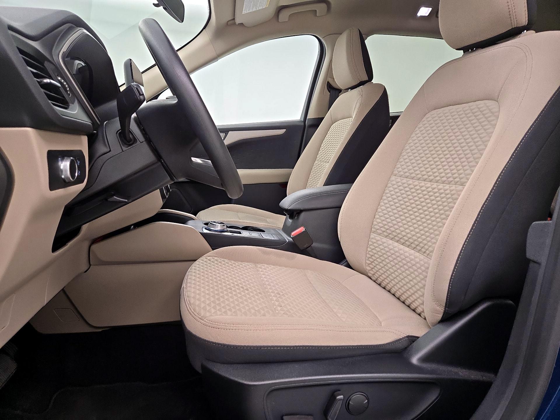 Thumbnail: 2020 Ford Escape - 11