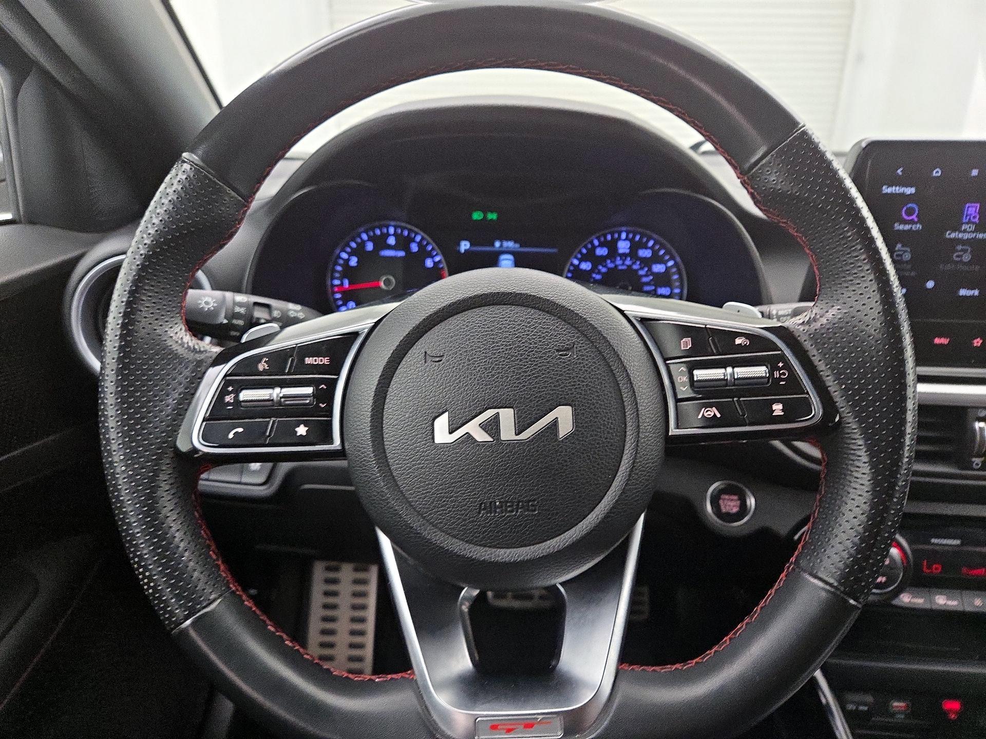 Thumbnail: 2023 Kia Forte - 10