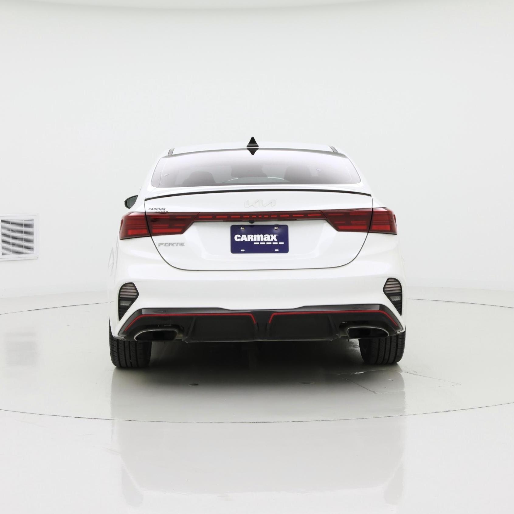 Thumbnail: 2023 Kia Forte - 6