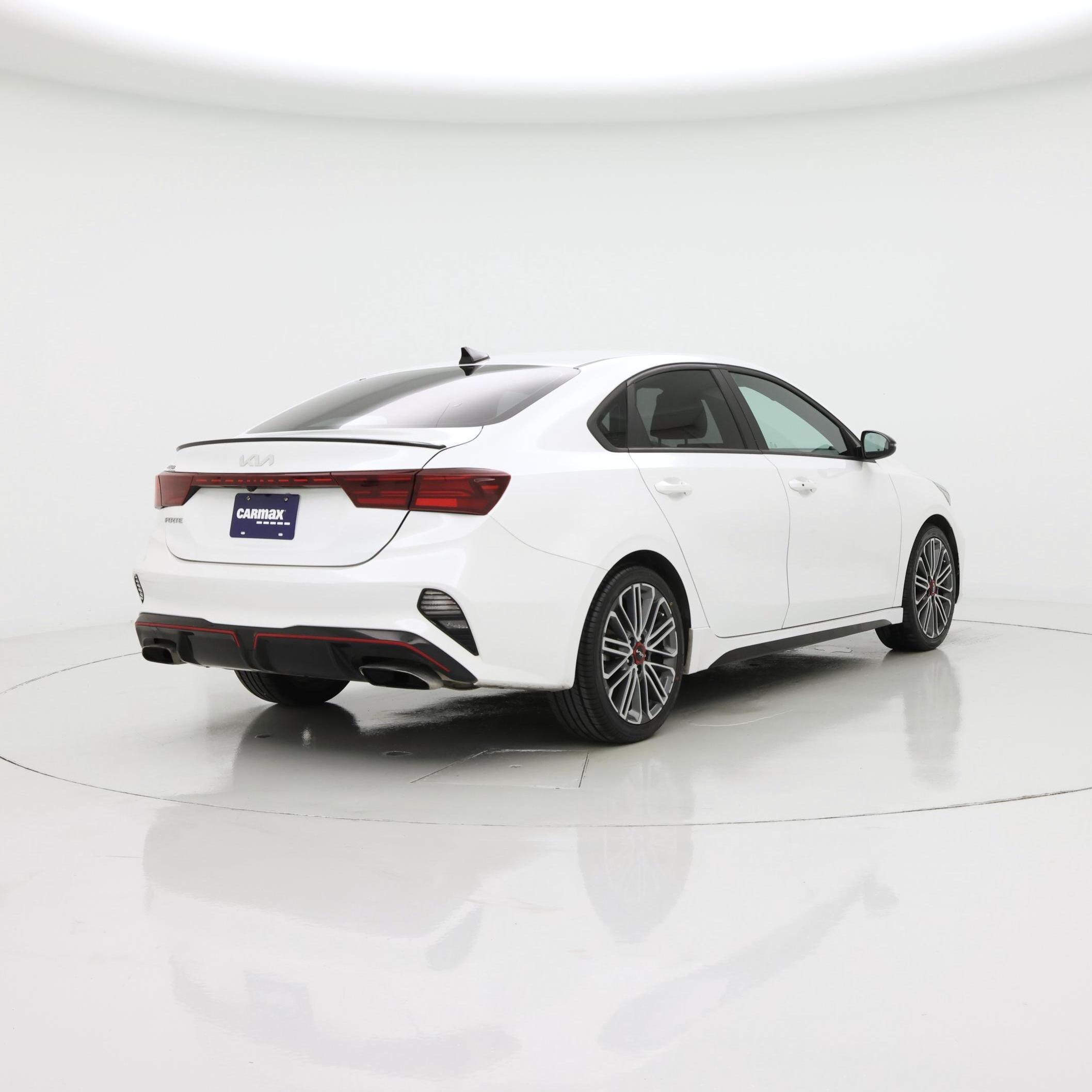 Thumbnail: 2023 Kia Forte - 8