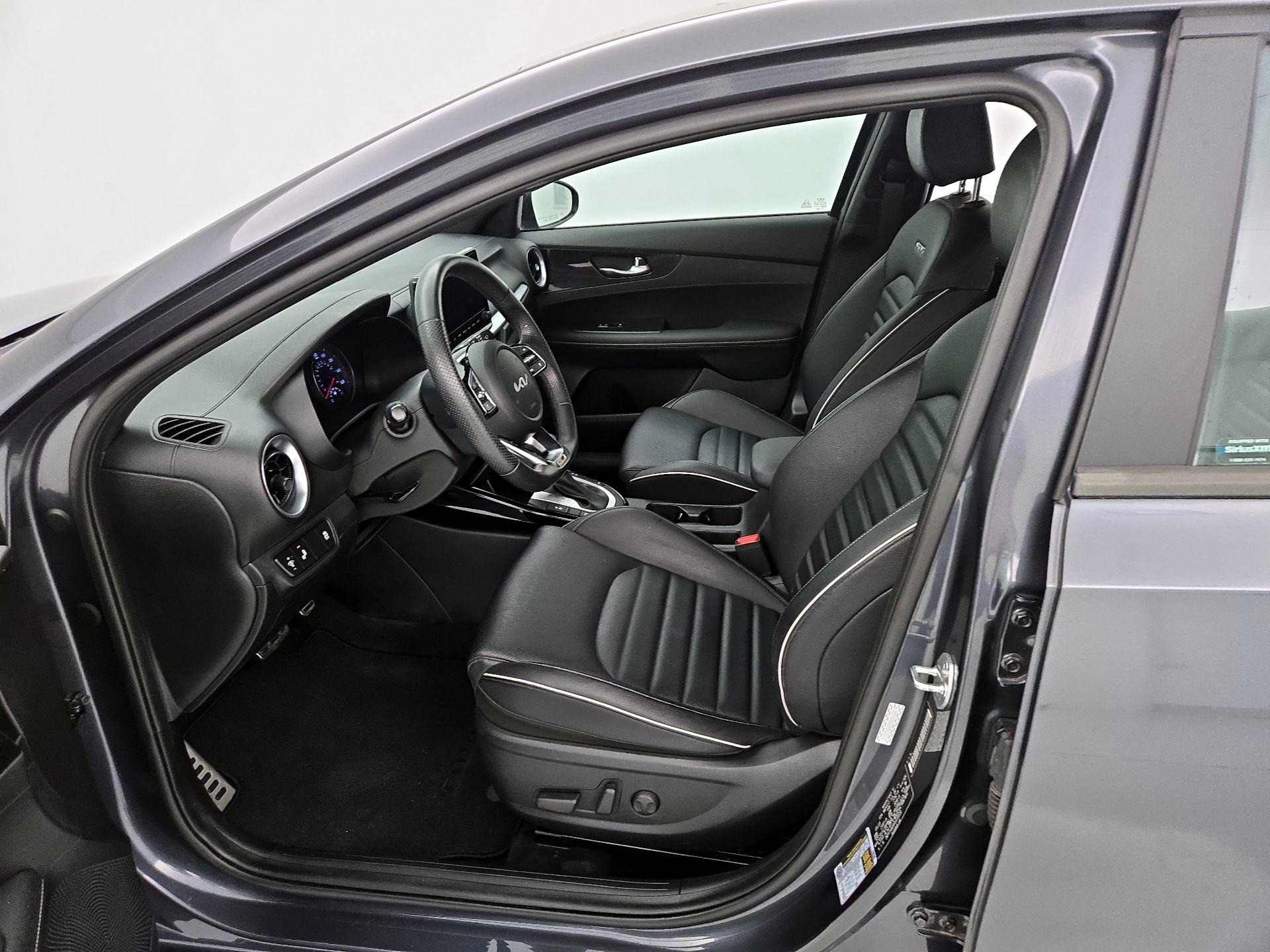 Thumbnail: 2023 Kia Forte - 11