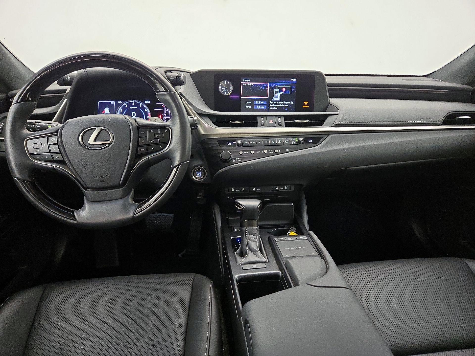 Thumbnail: 2020 Lexus ES - 9