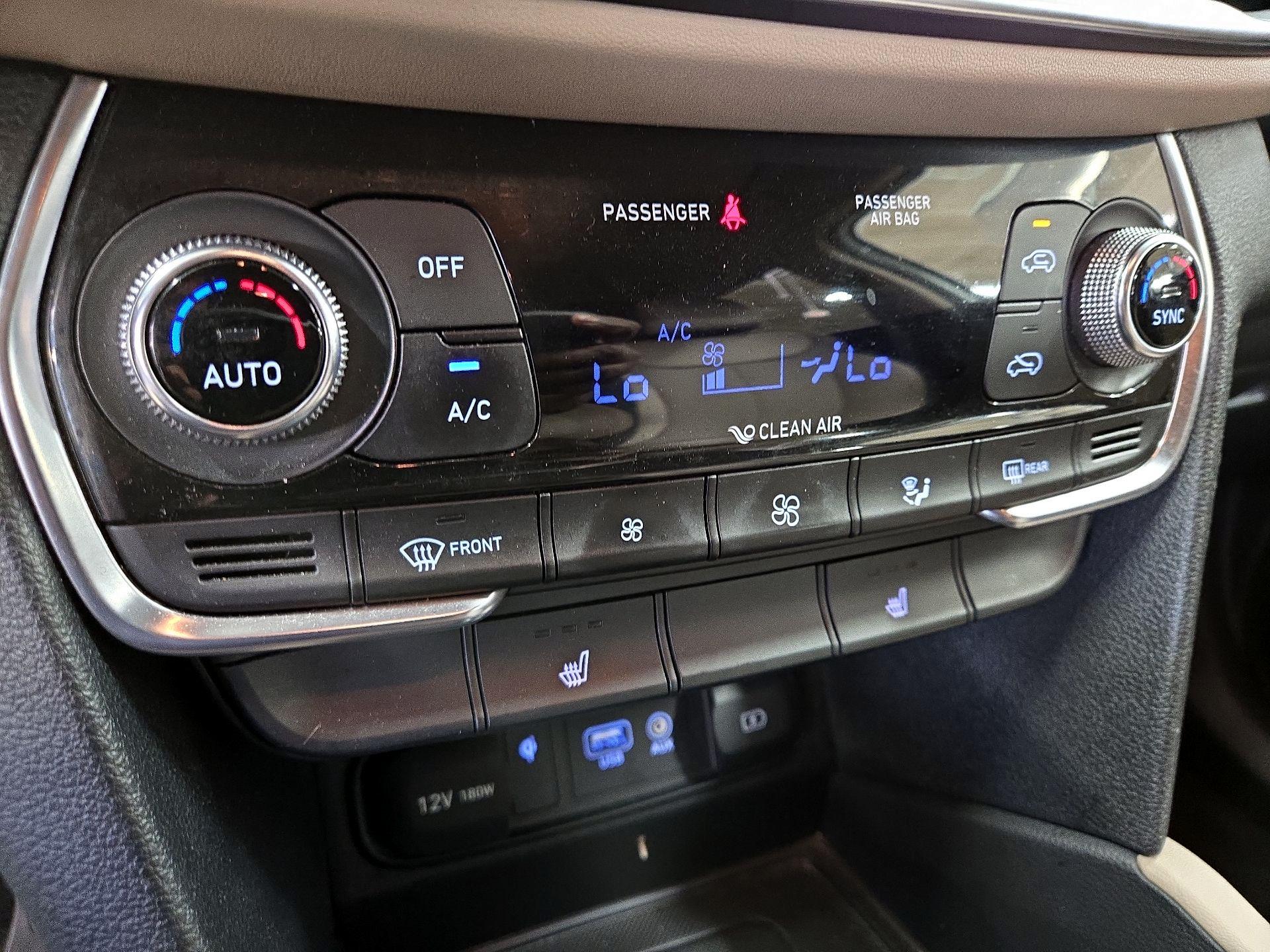 Thumbnail: 2020 Hyundai Santa Fe - 16