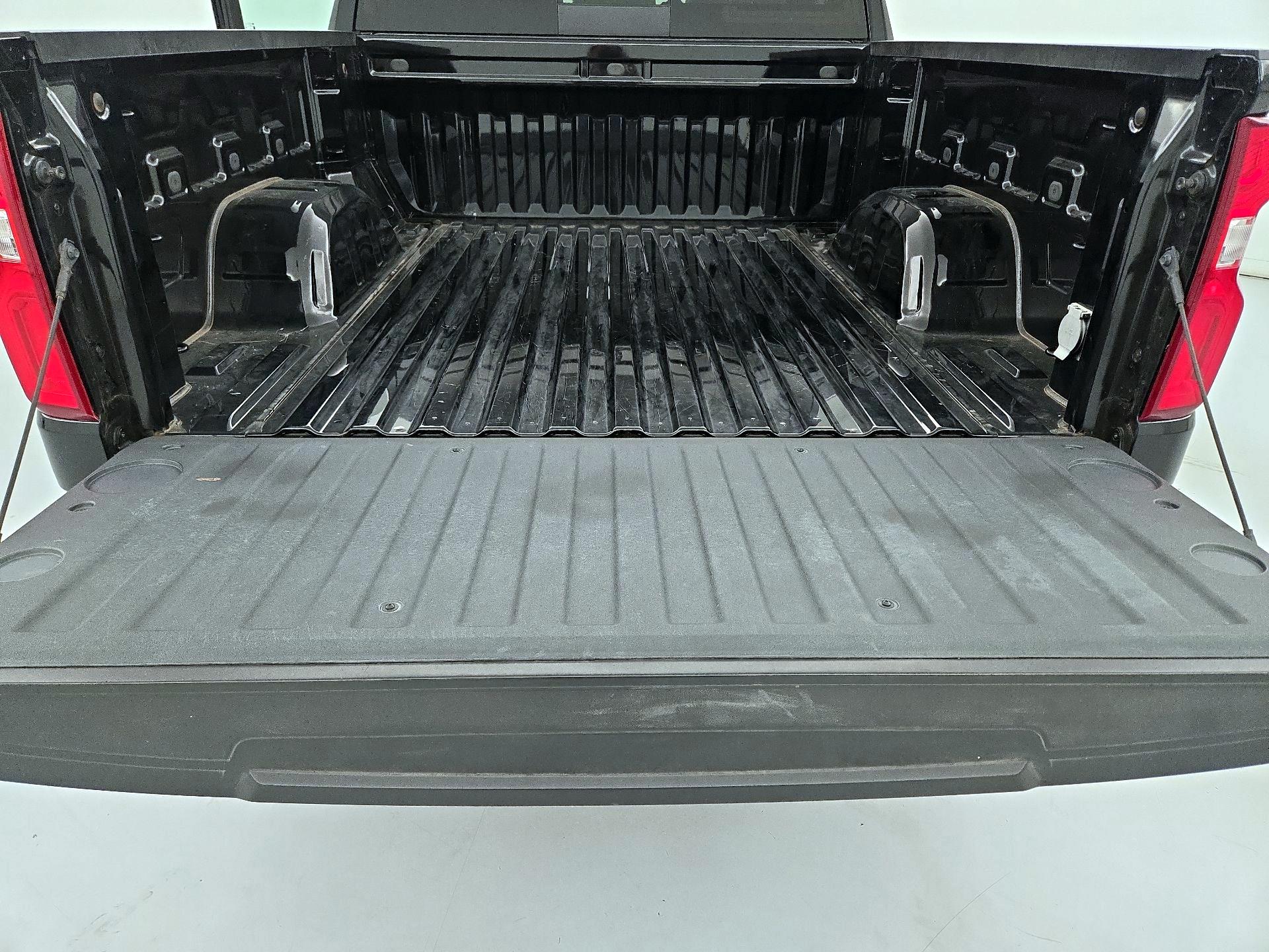 Thumbnail: 2022 Chevrolet Silverado 1500 - 20