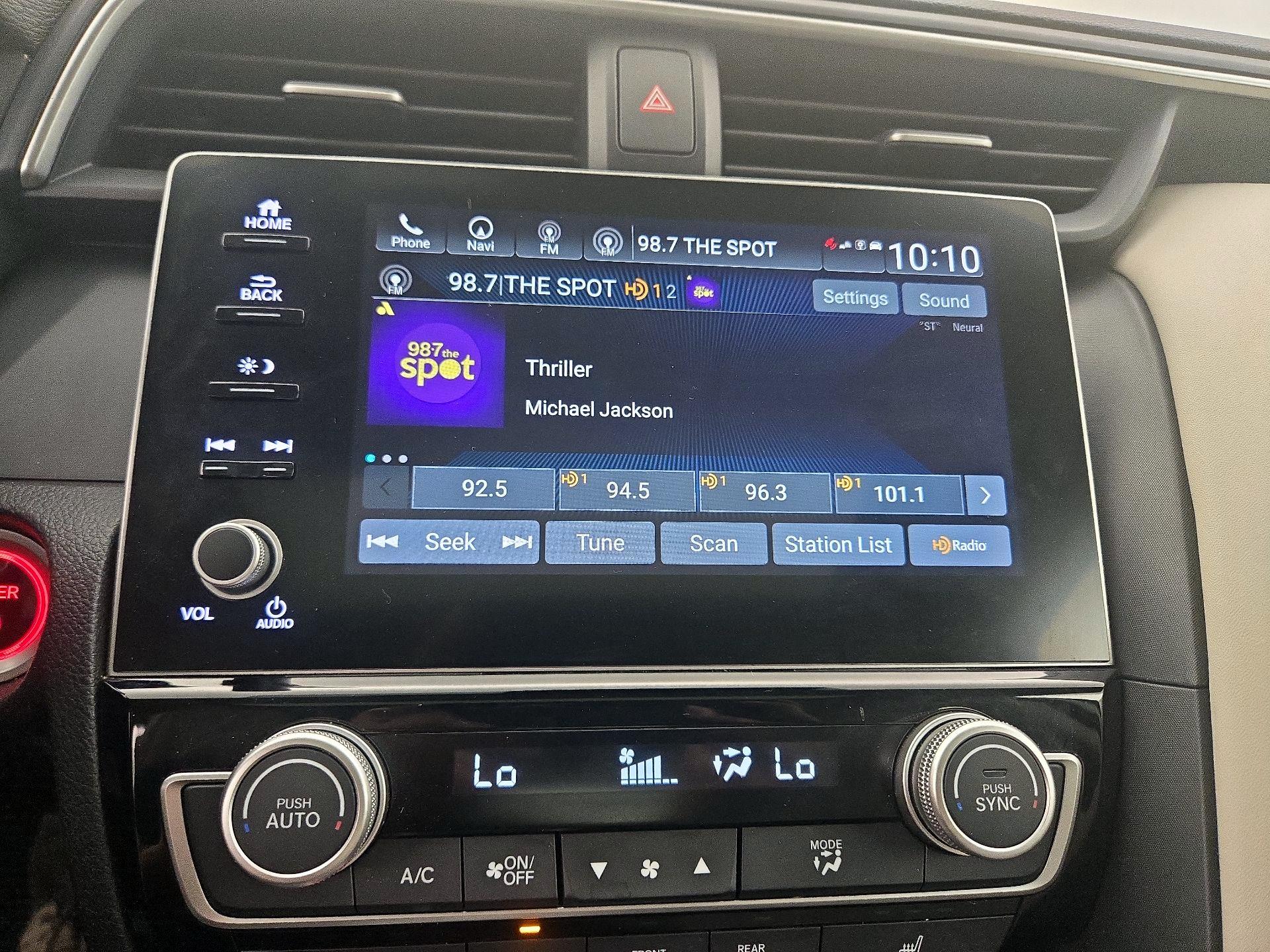 Thumbnail: 2020 Honda Insight - 16