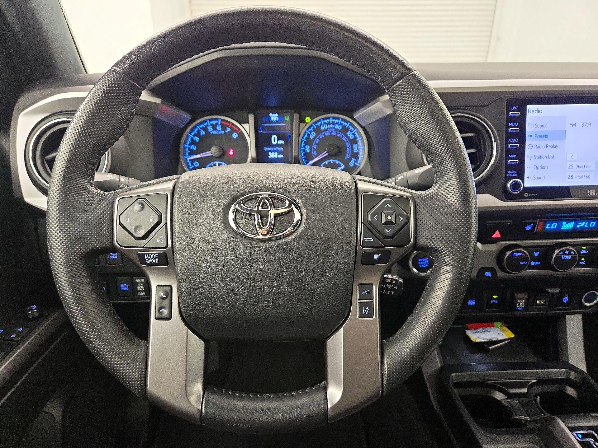Thumbnail: 2022 Toyota Tacoma - 10