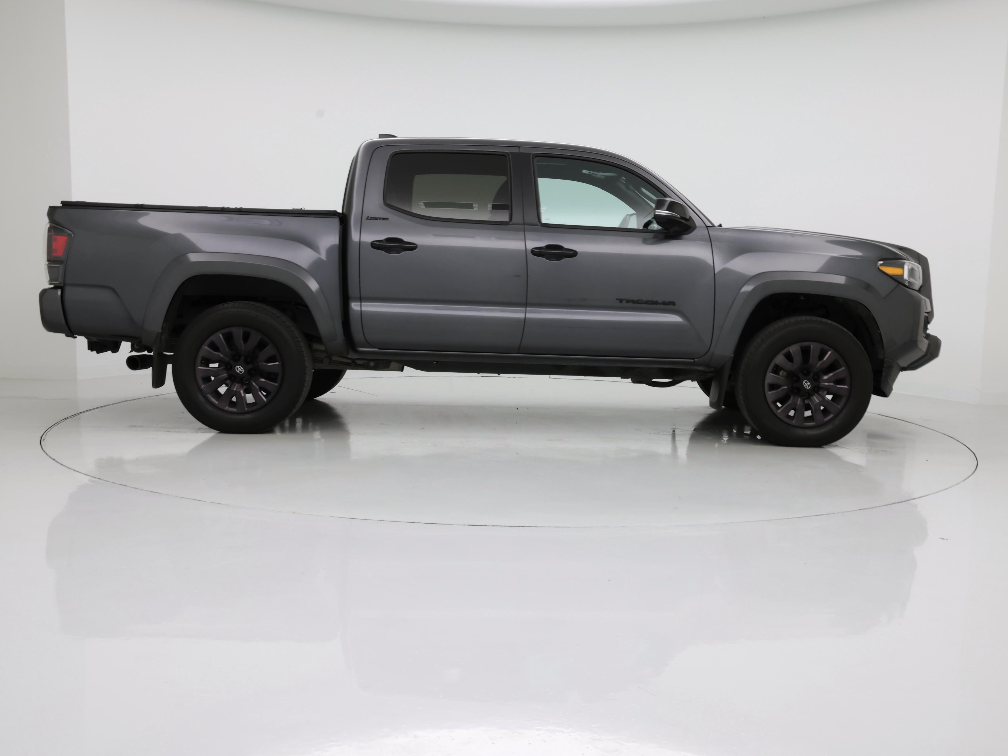 Thumbnail: 2022 Toyota Tacoma - 7