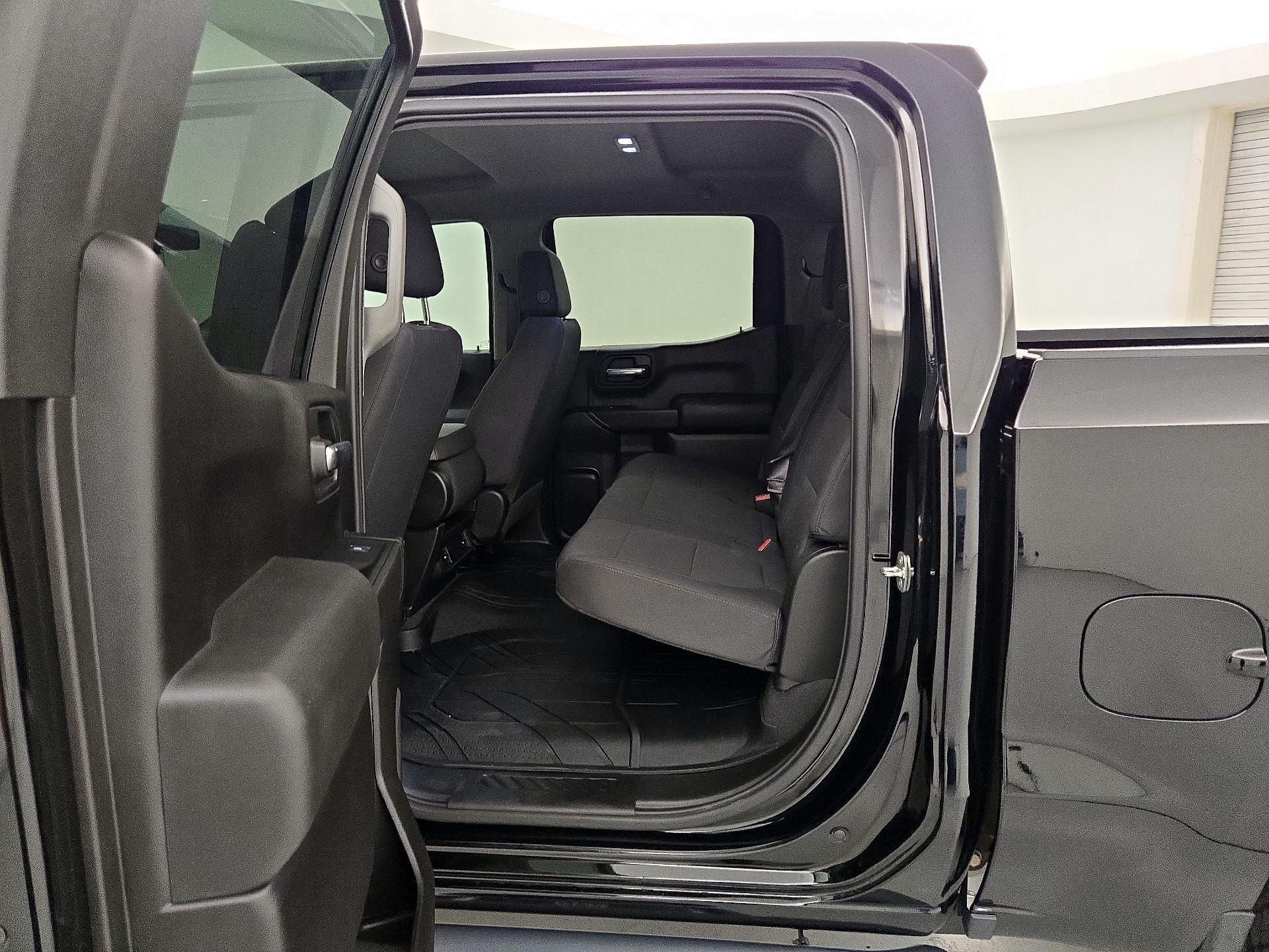 Thumbnail: 2021 Chevrolet Silverado 1500 - 19