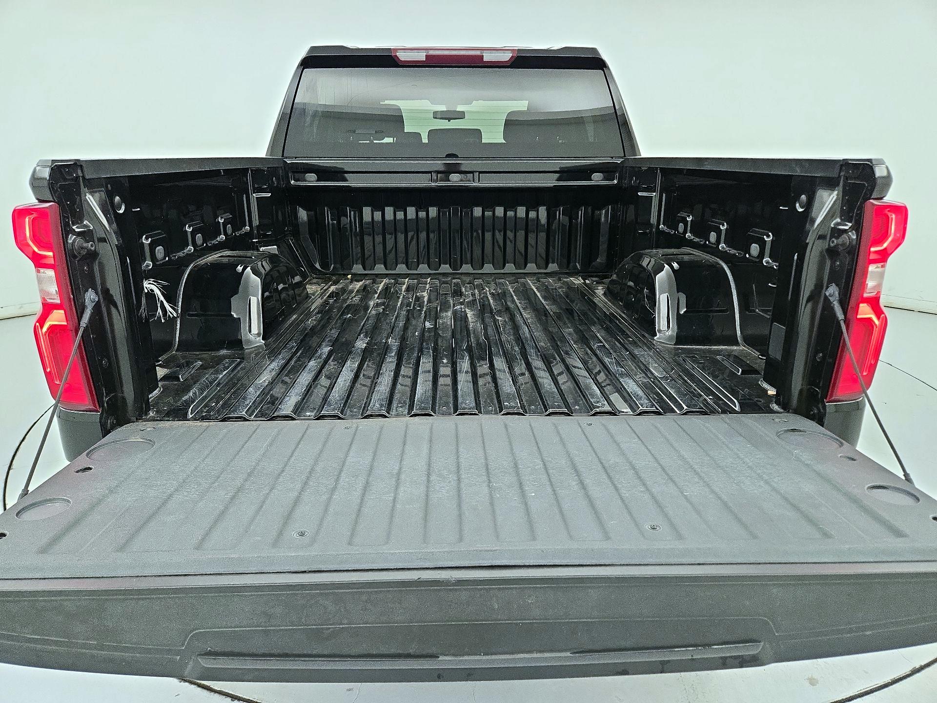 Thumbnail: 2021 Chevrolet Silverado 1500 - 20