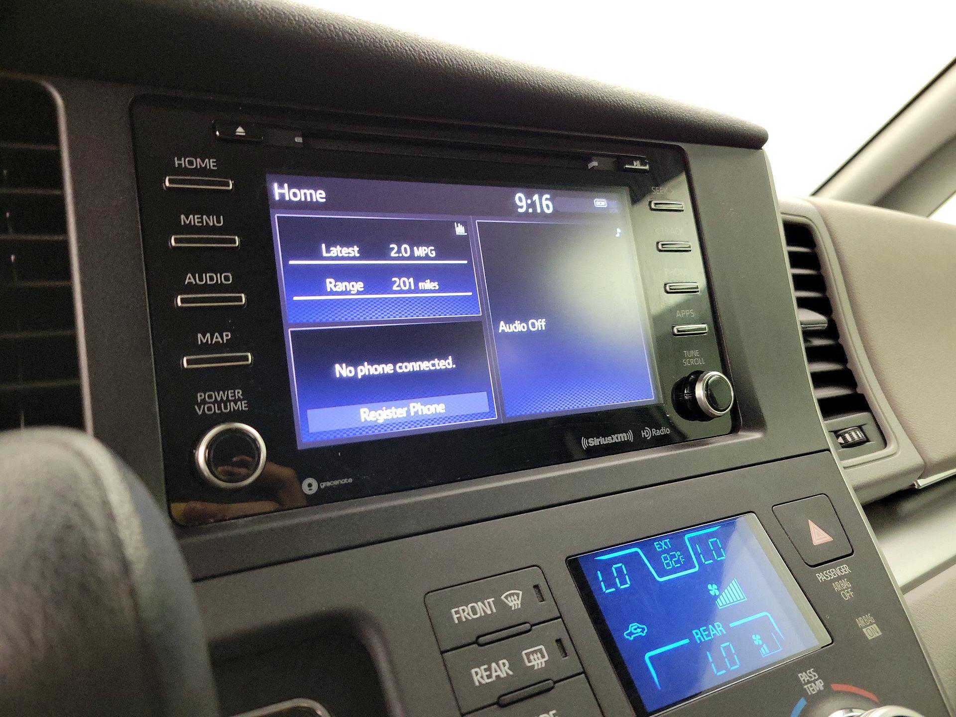 Thumbnail: 2020 Toyota Sienna - 15