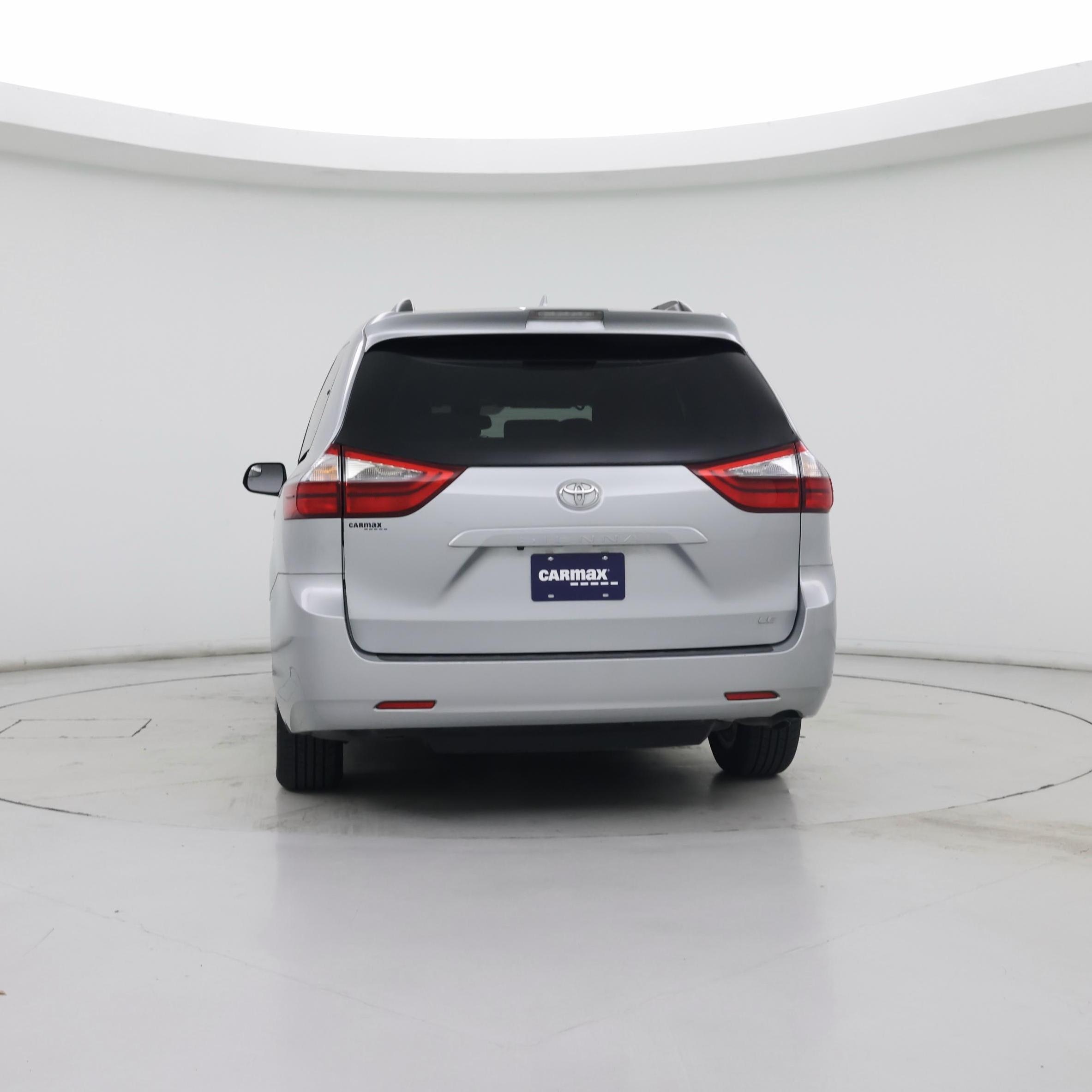 Thumbnail: 2020 Toyota Sienna - 6