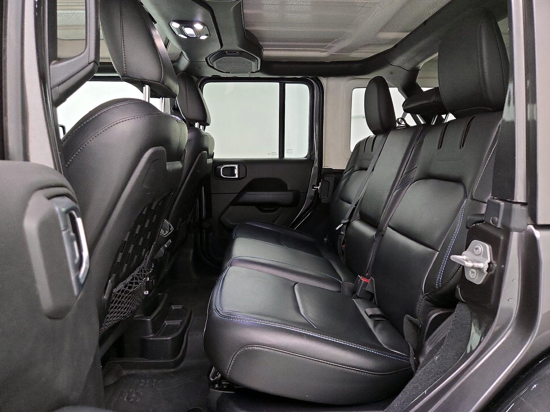 Thumbnail: 2022 Jeep Wrangler - 20