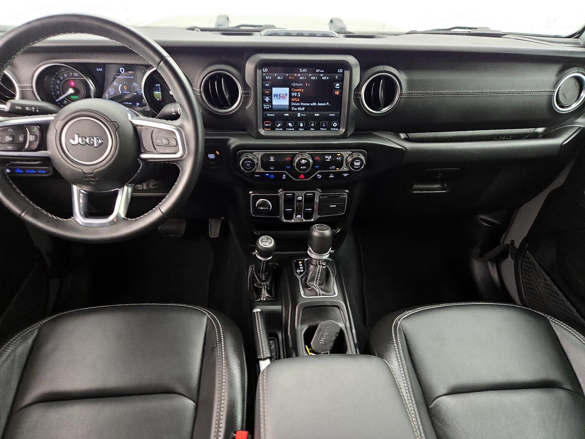 Thumbnail: 2022 Jeep Wrangler - 9