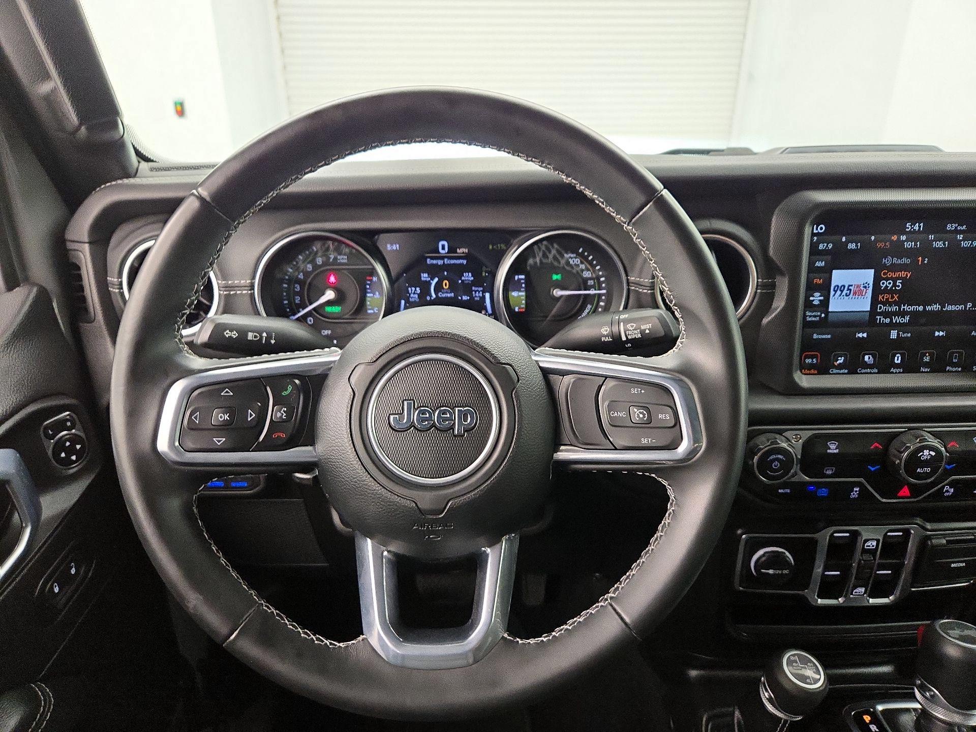 Thumbnail: 2022 Jeep Wrangler - 10