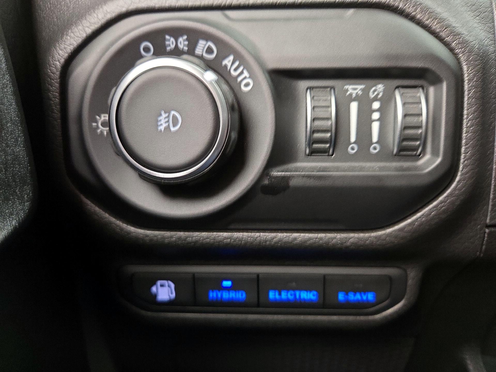Thumbnail: 2022 Jeep Wrangler - 13