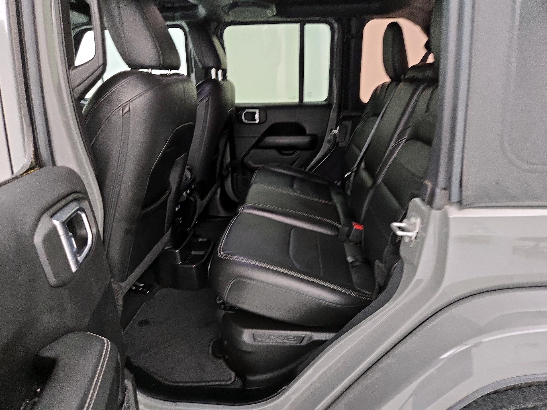 Thumbnail: 2022 Jeep Wrangler - 19