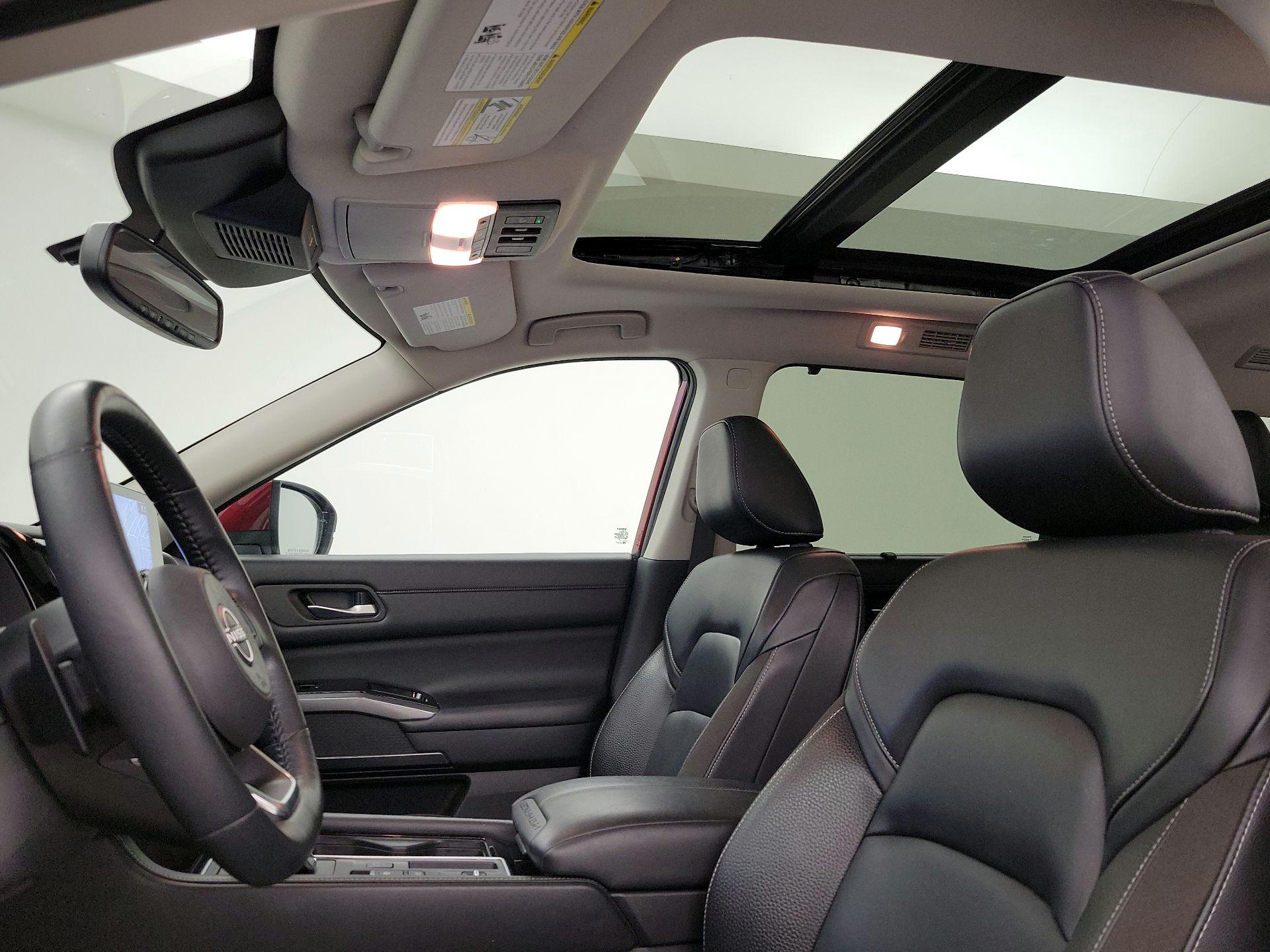 Thumbnail: 2022 Nissan Pathfinder - 19