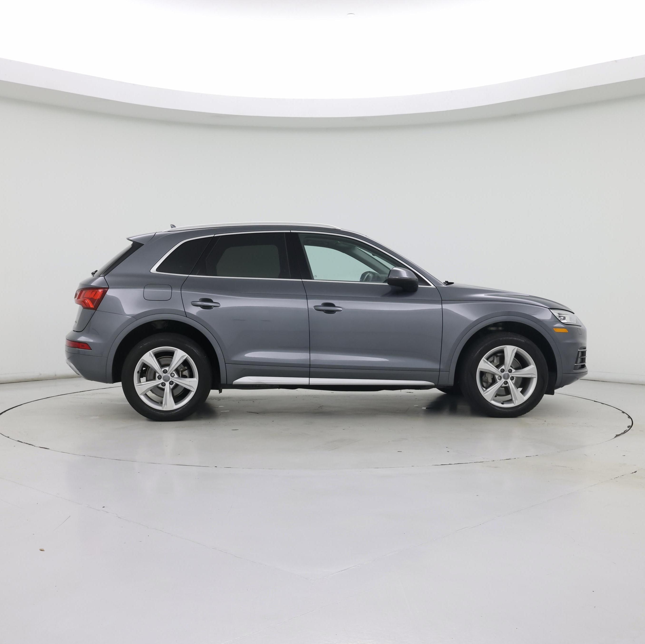 Thumbnail: 2020 Audi Q5 - 7