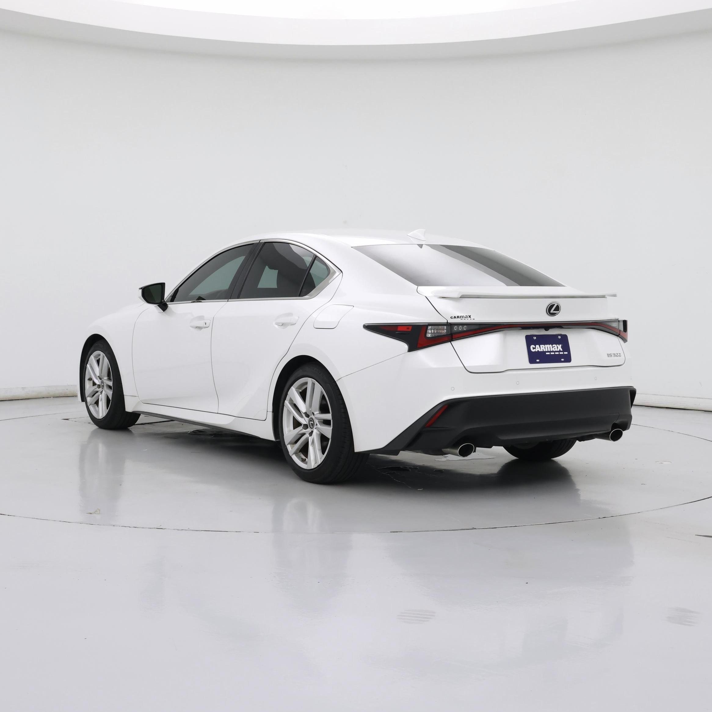 Thumbnail: 2021 Lexus IS - 2