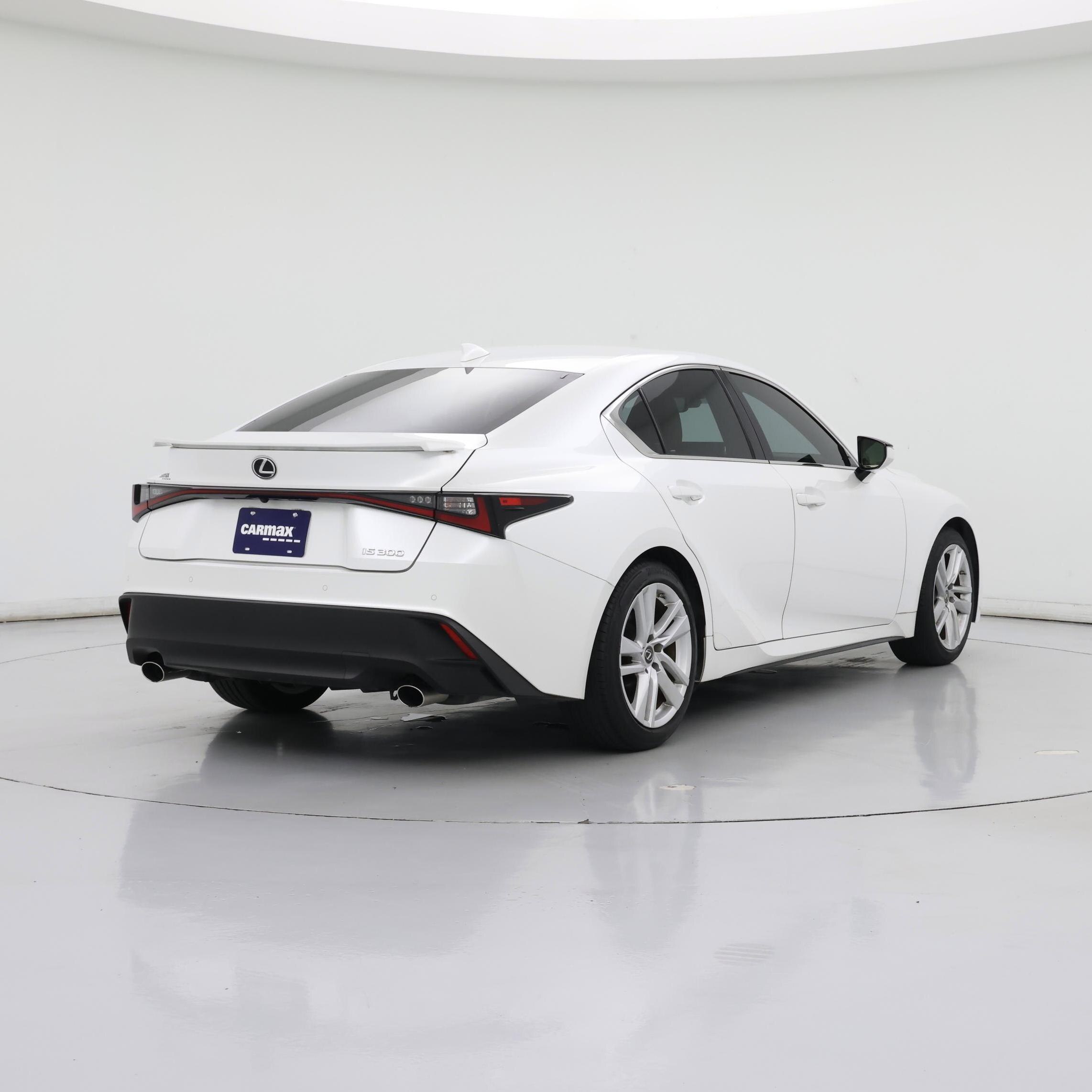 Thumbnail: 2021 Lexus IS - 8
