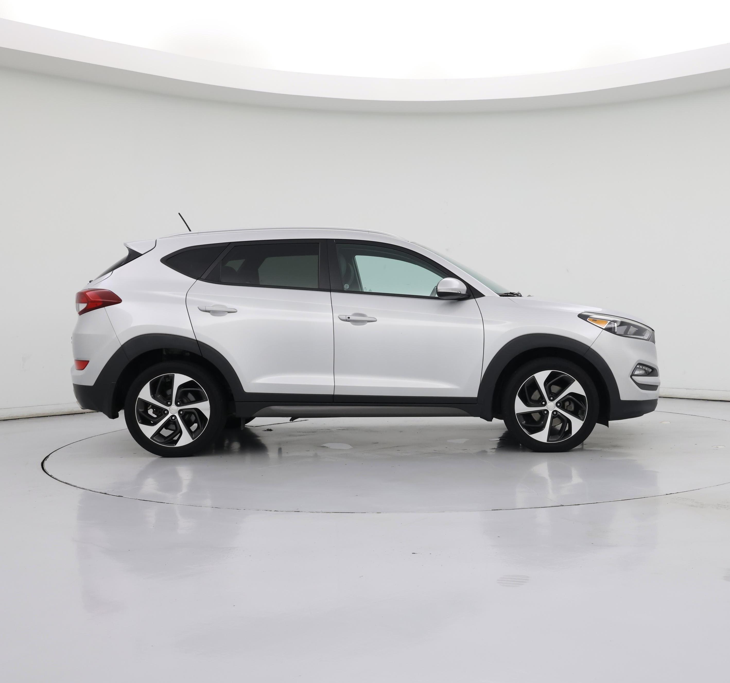 Thumbnail: 2016 Hyundai Tucson - 7