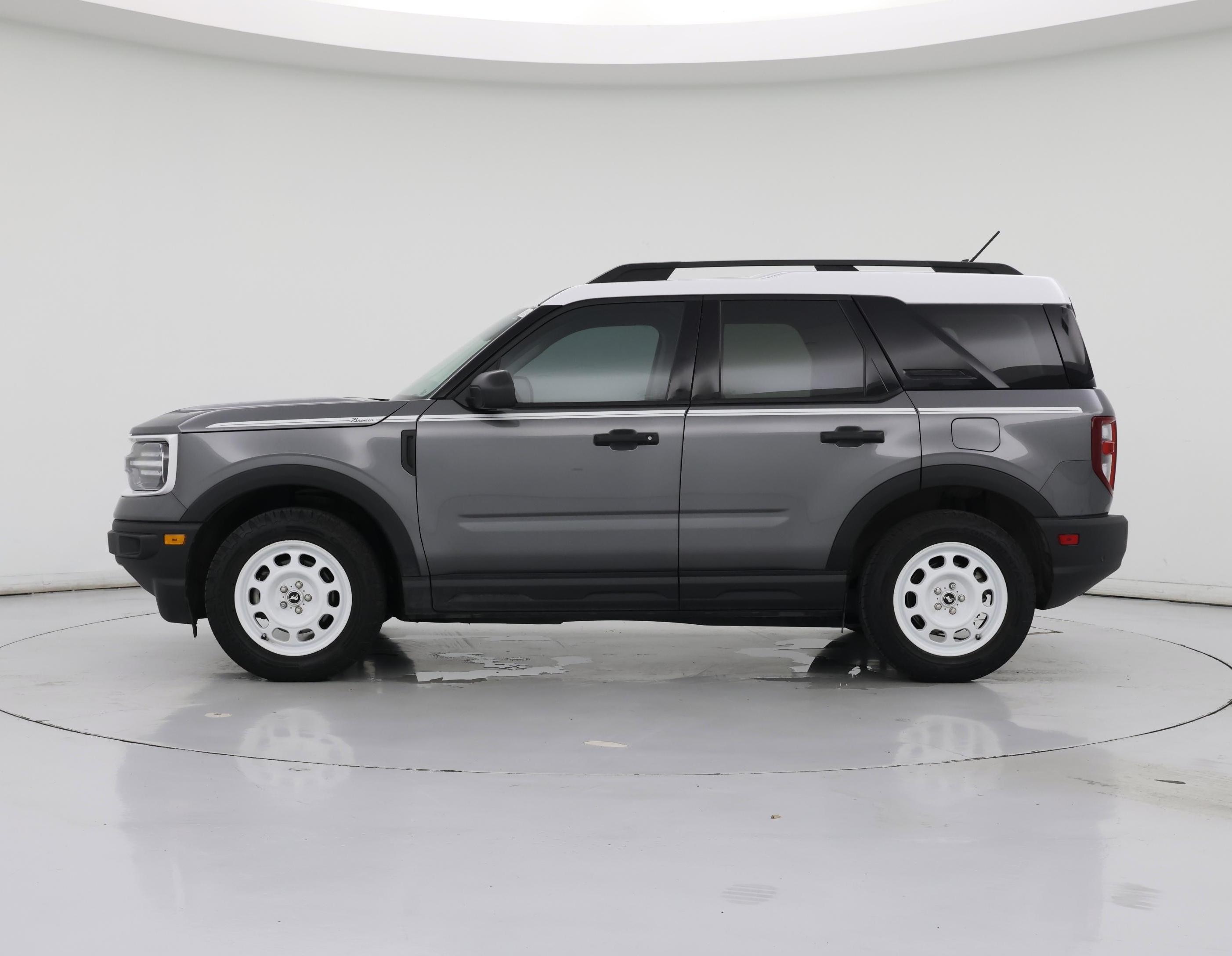 Thumbnail: 2023 Ford Bronco Sport - 3