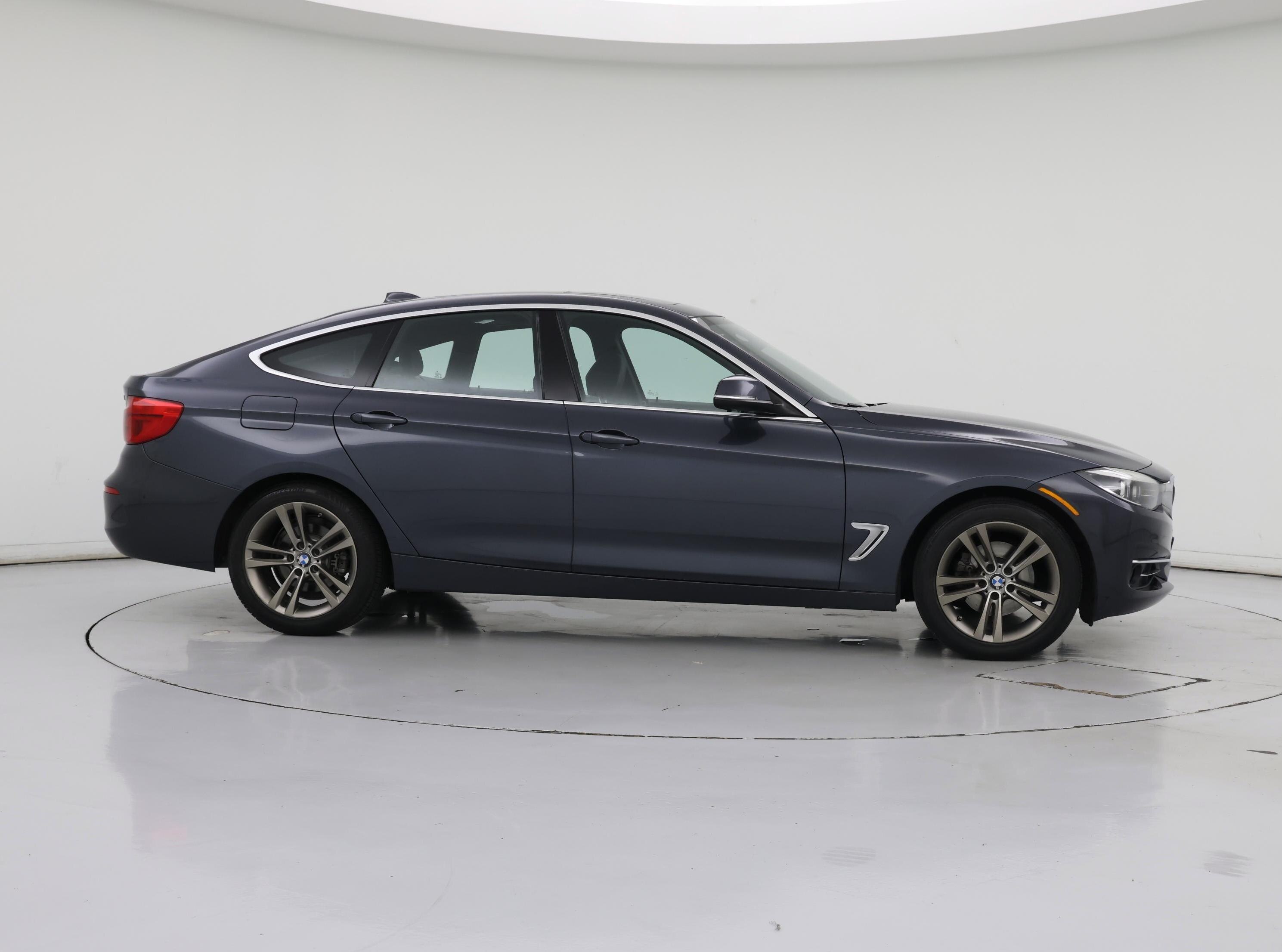Thumbnail: 2017 BMW 3 Series - 7