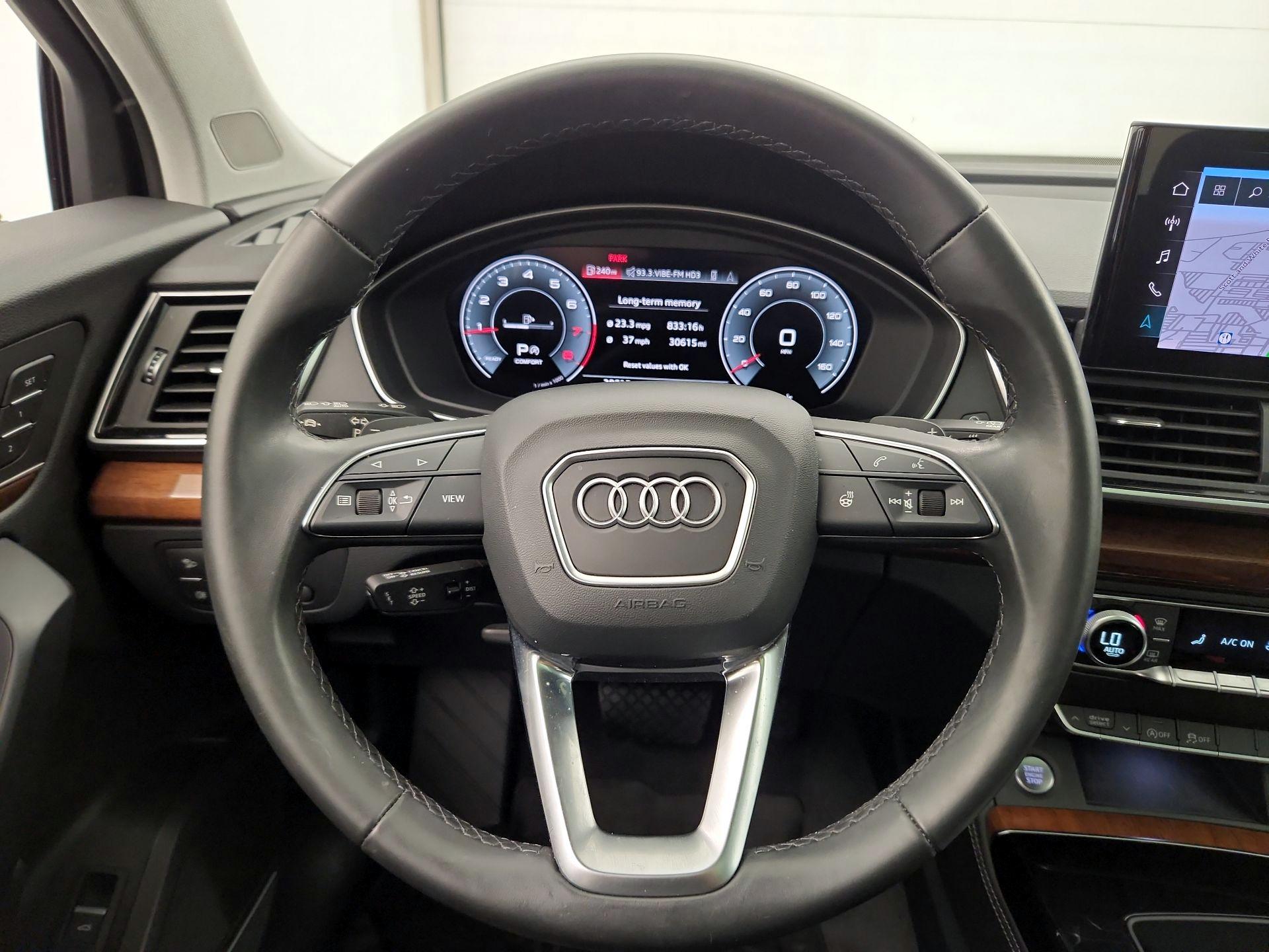 Thumbnail: 2022 Audi Q5 - 10