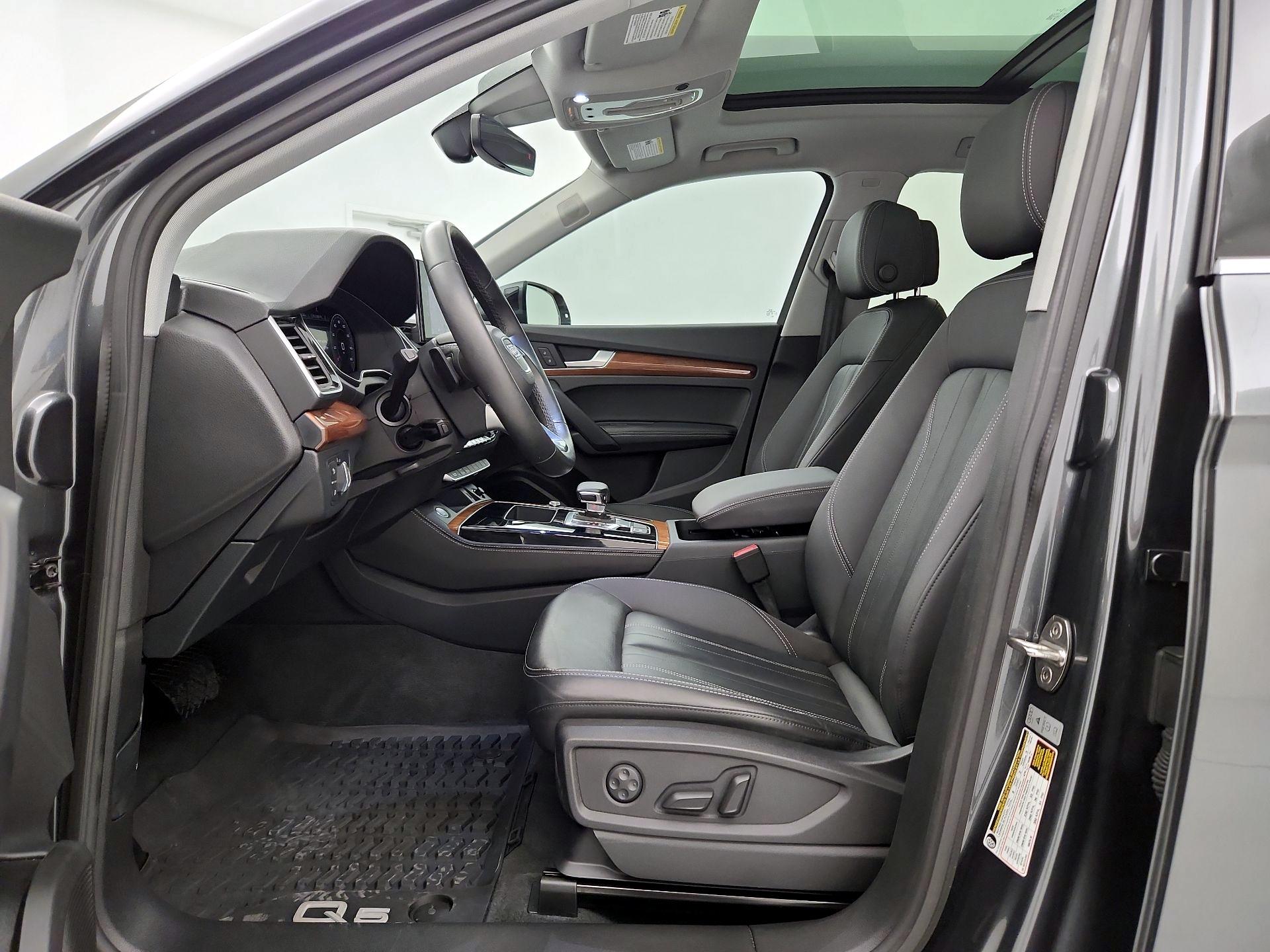 Thumbnail: 2022 Audi Q5 - 11