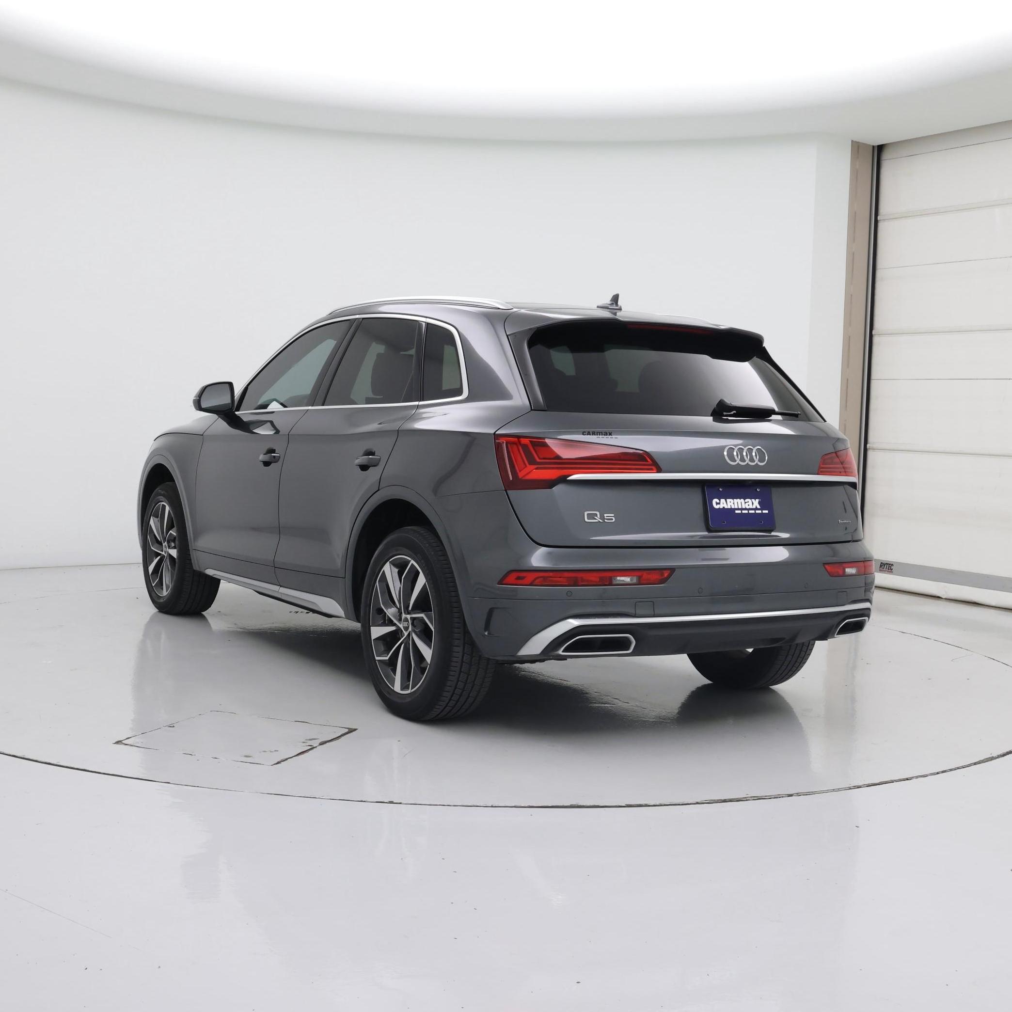 Thumbnail: 2022 Audi Q5 - 2