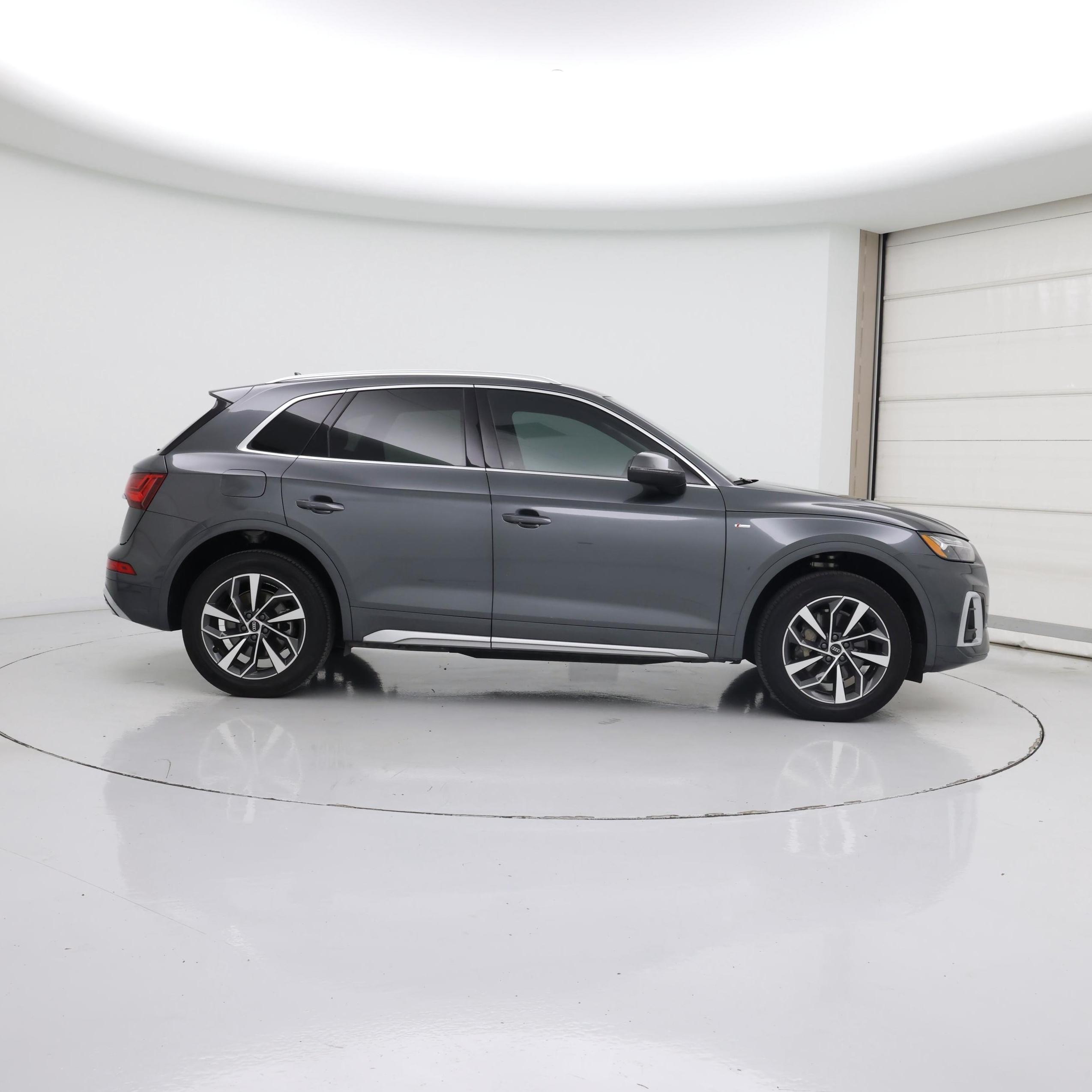 Thumbnail: 2022 Audi Q5 - 7