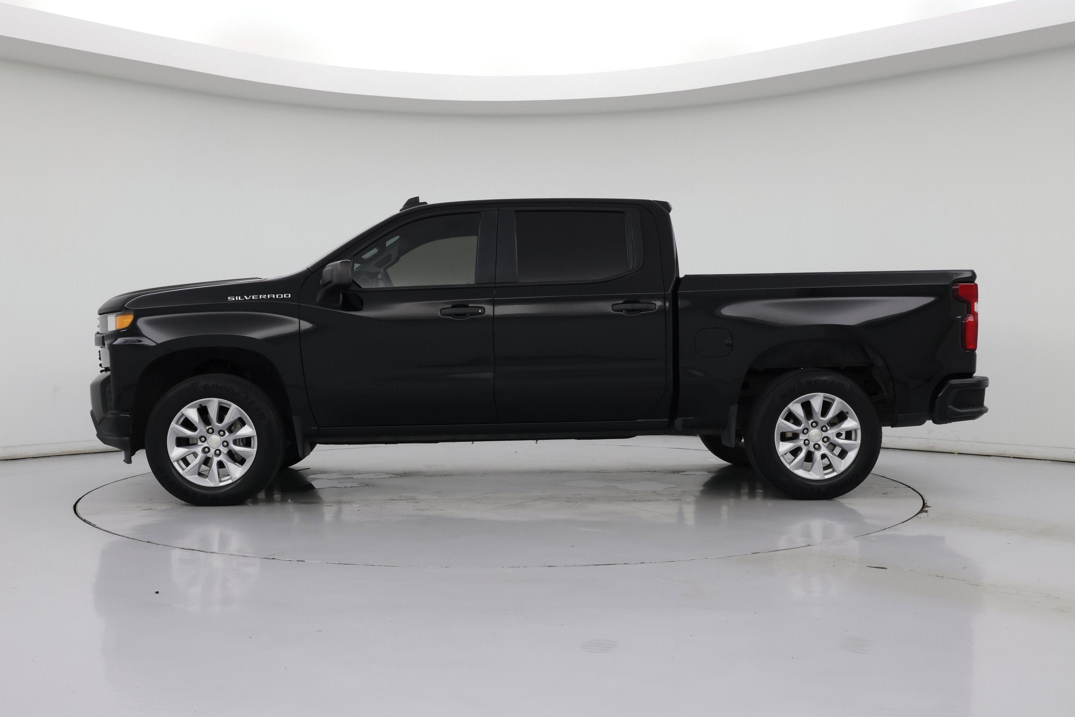 Thumbnail: 2020 Chevrolet Silverado 1500 - 3