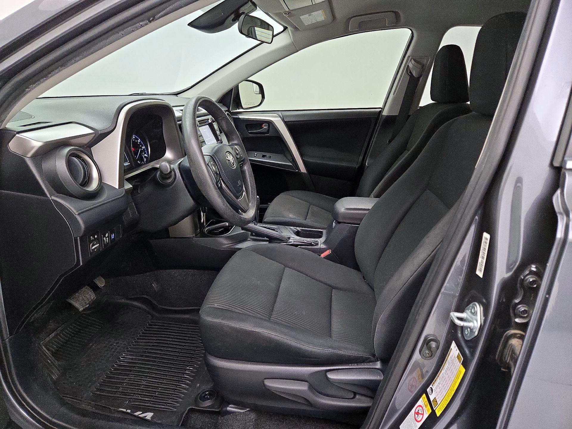 Thumbnail: 2017 Toyota RAV4 - 11