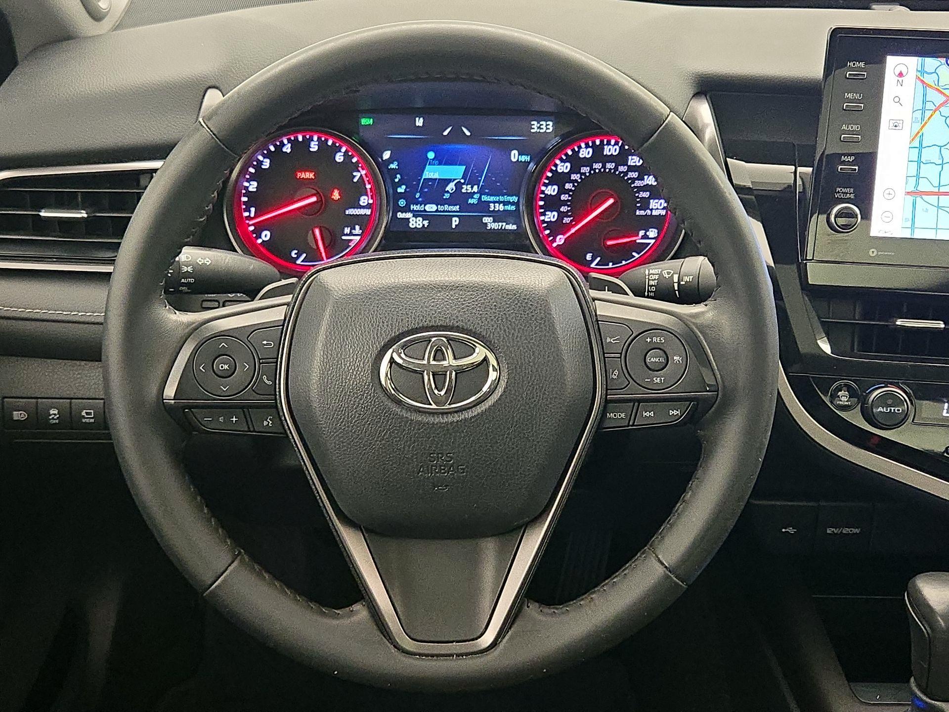 Thumbnail: 2021 Toyota Camry - 10