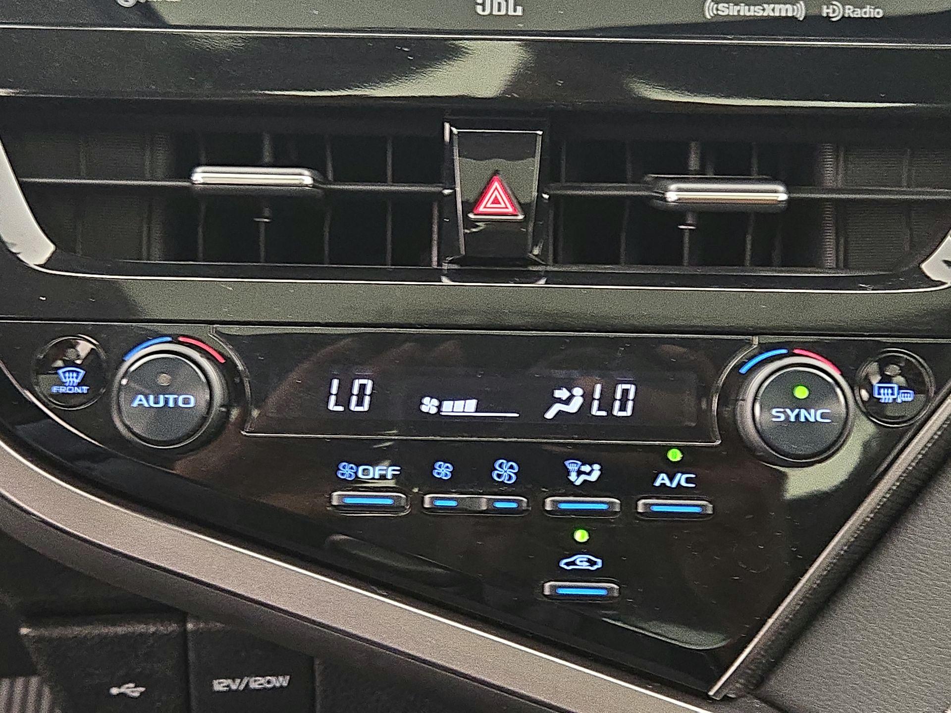 Thumbnail: 2021 Toyota Camry - 17