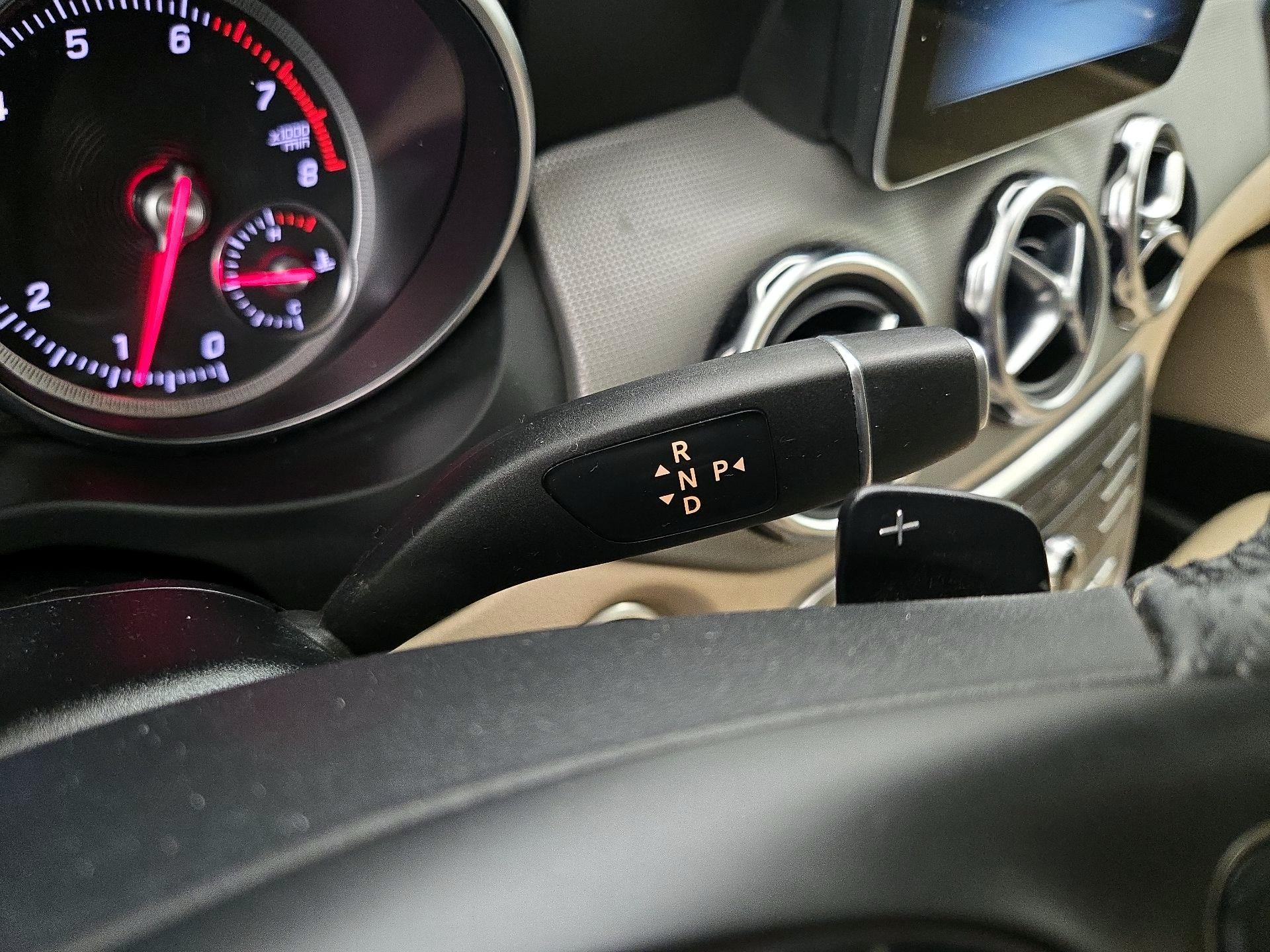Thumbnail: 2018 Mercedes-Benz GLA - 17