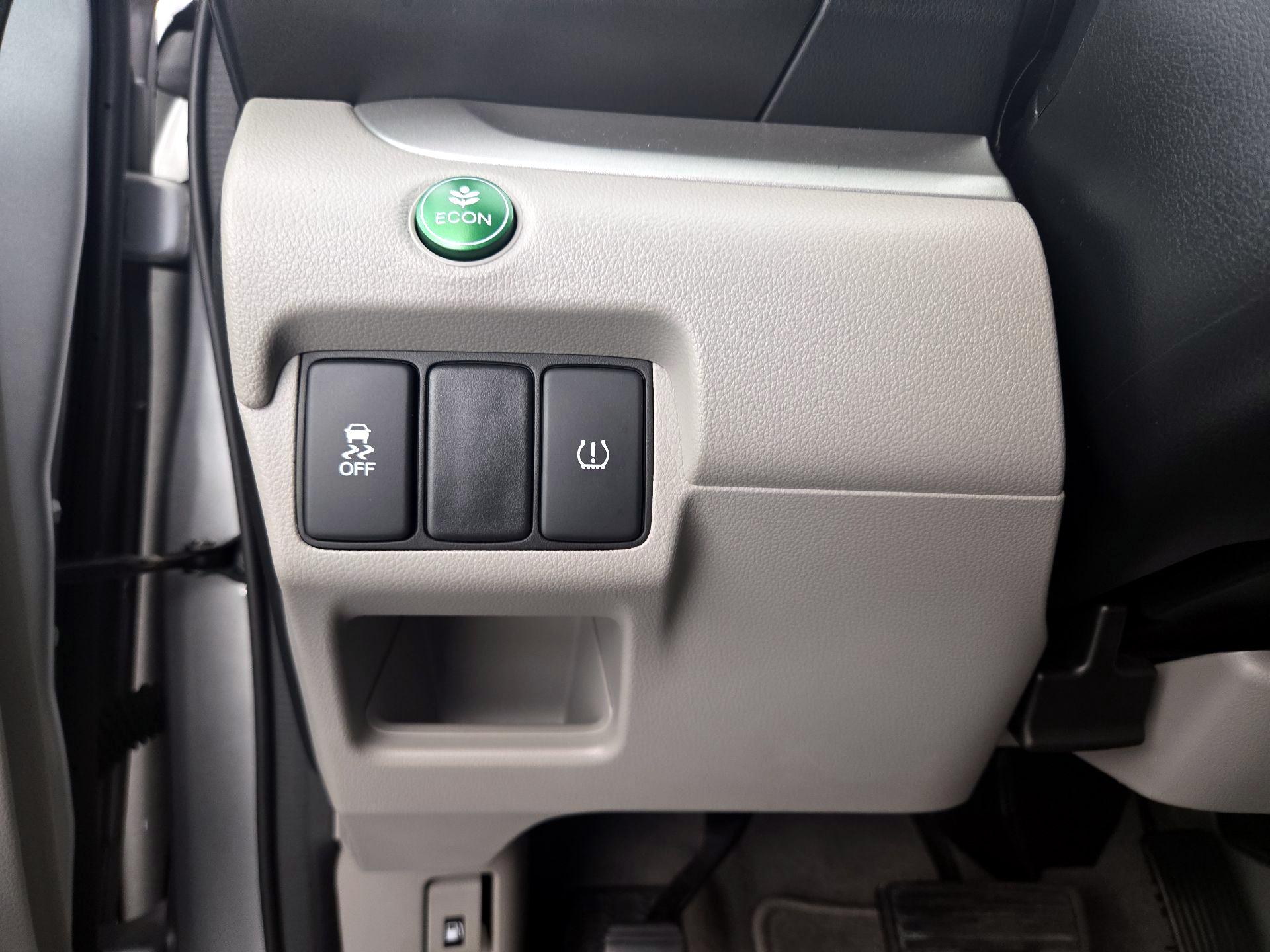 Thumbnail: 2014 Honda CR-V - 13