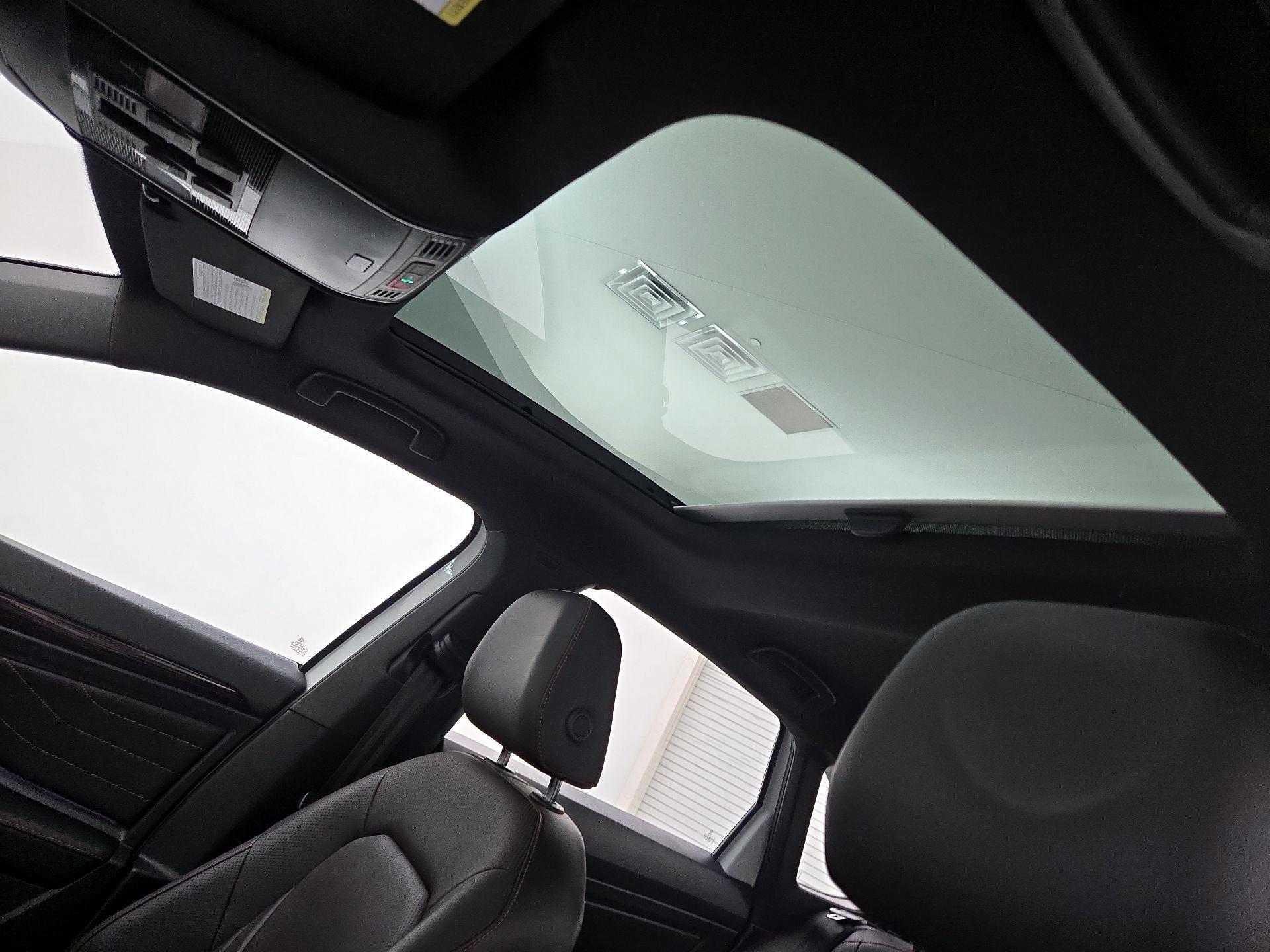 Thumbnail: 2023 Volkswagen Jetta - 18