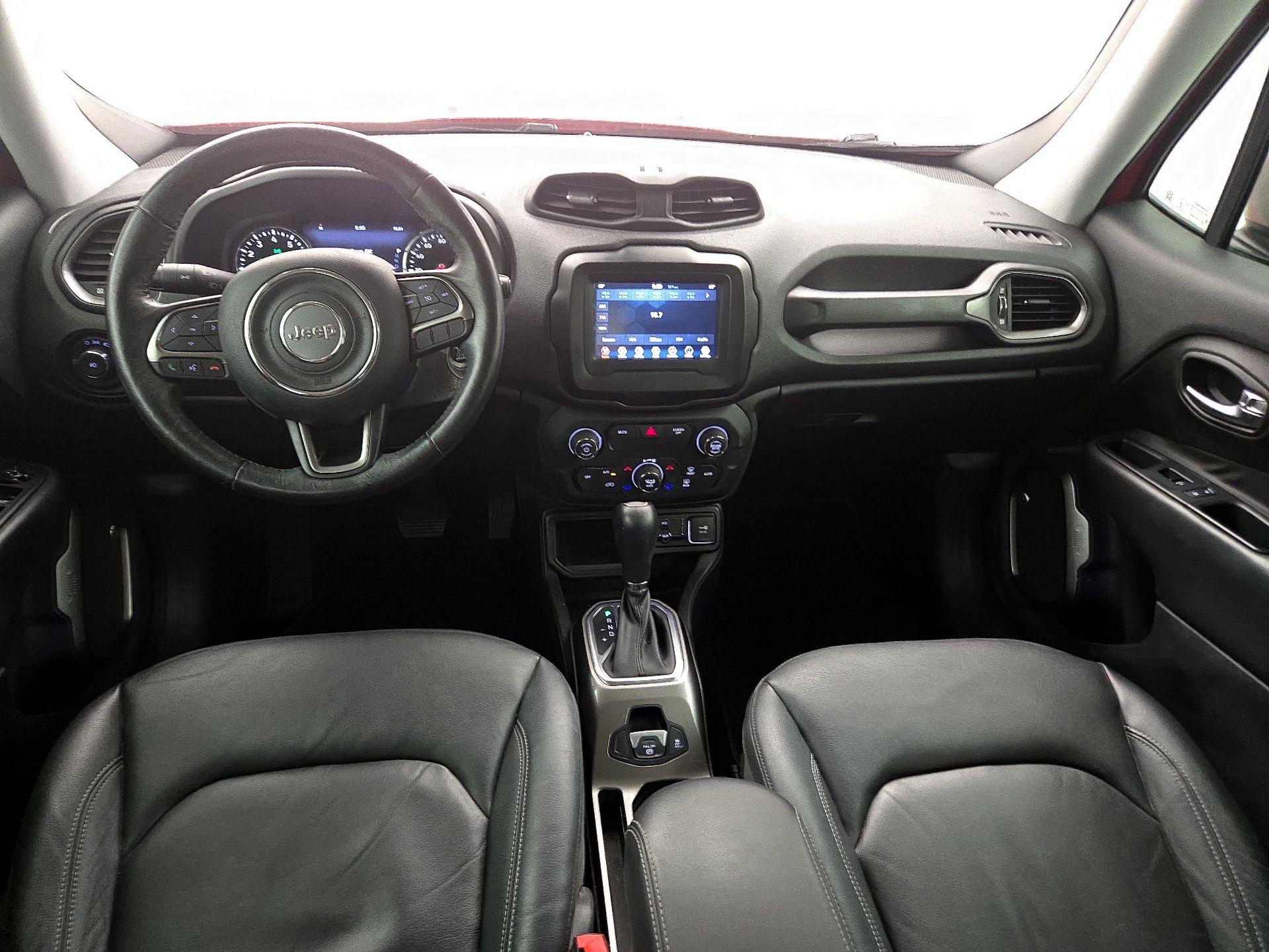 Thumbnail: 2018 Jeep Renegade - 9