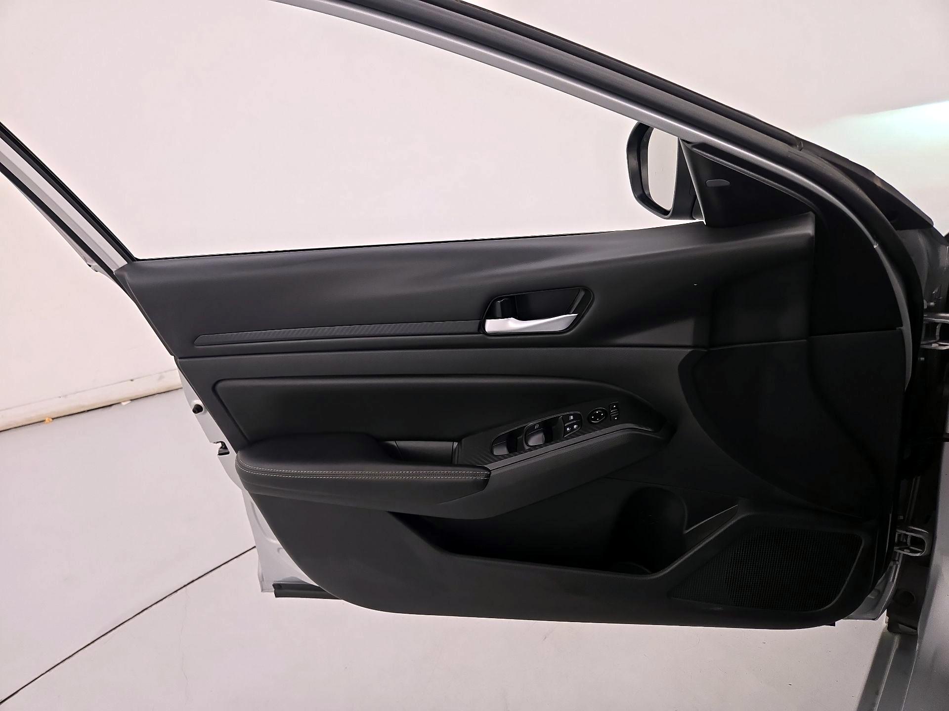 Thumbnail: 2024 Nissan Altima - 12
