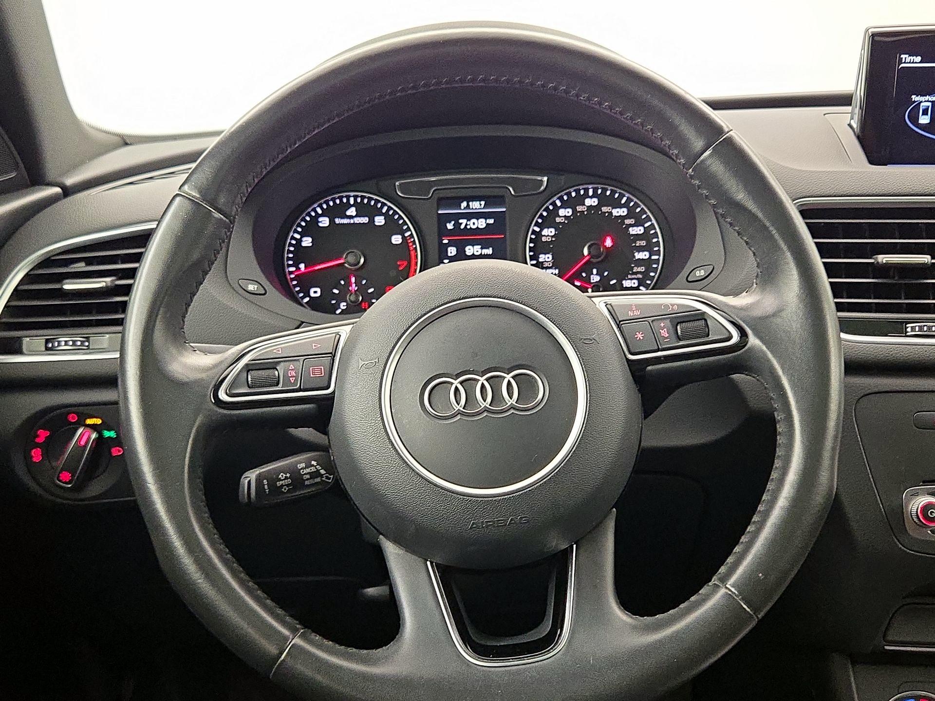 Thumbnail: 2018 Audi Q3 - 10