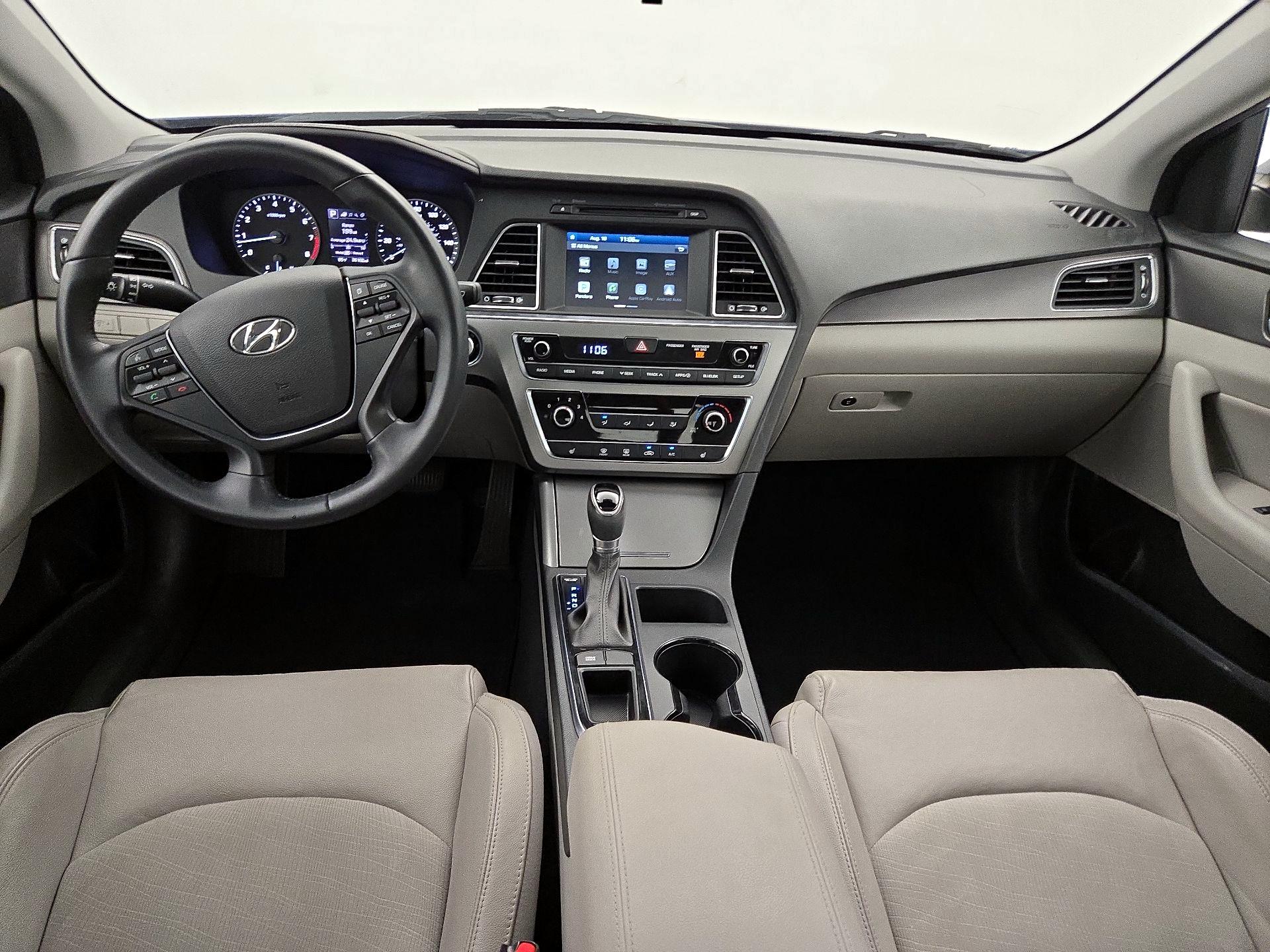 Thumbnail: 2017 Hyundai Sonata - 9