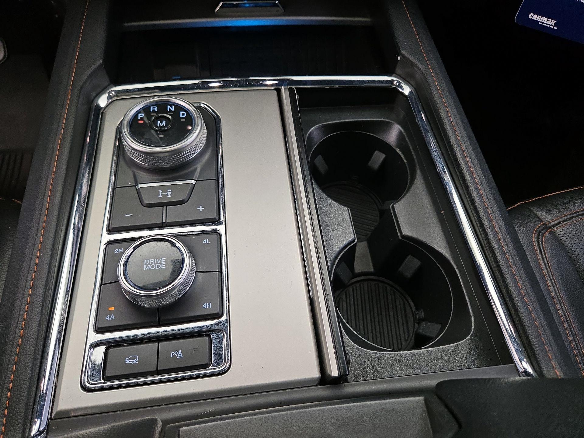 Thumbnail: 2023 Ford Expedition - 18