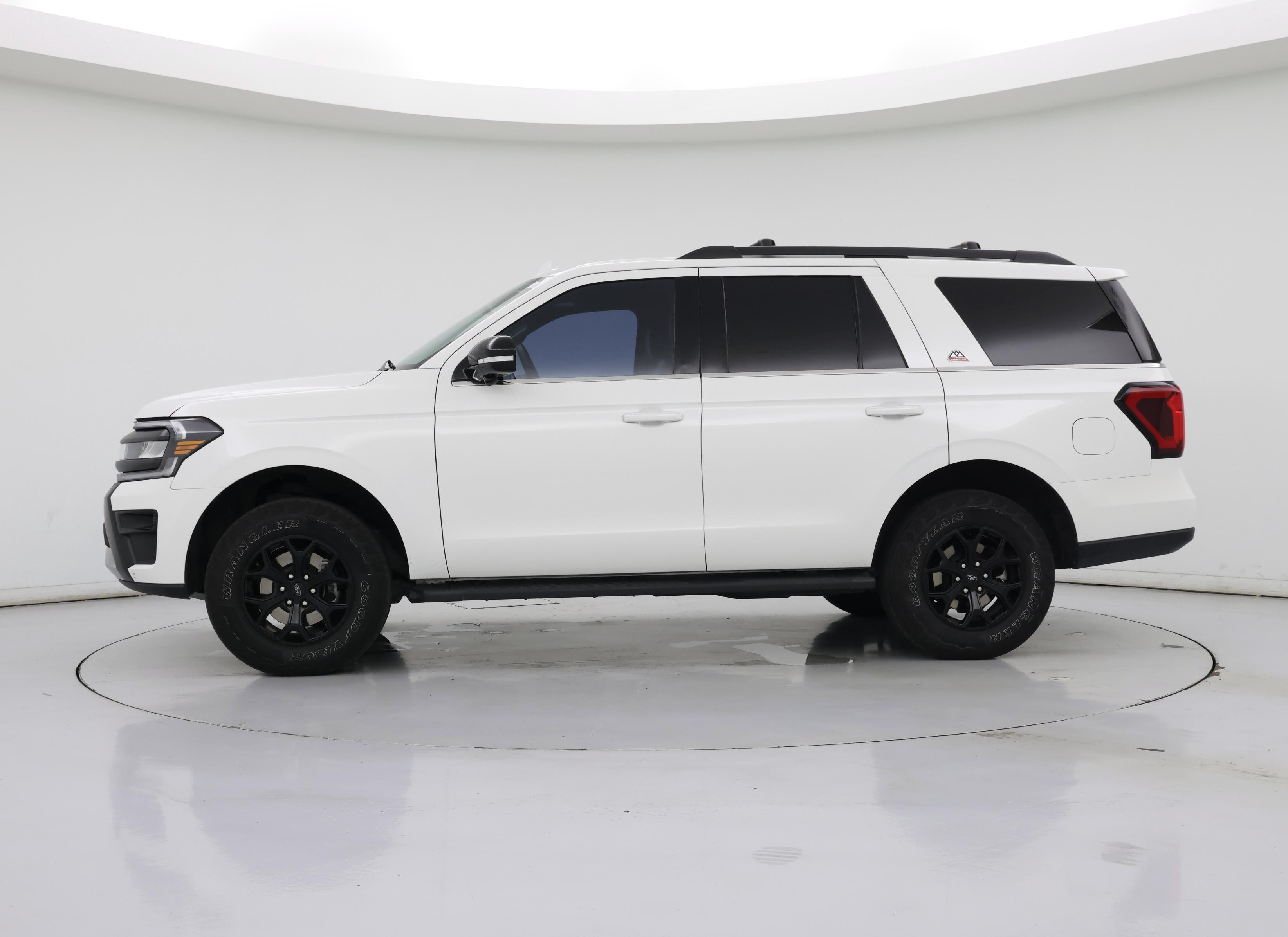 Thumbnail: 2023 Ford Expedition - 3